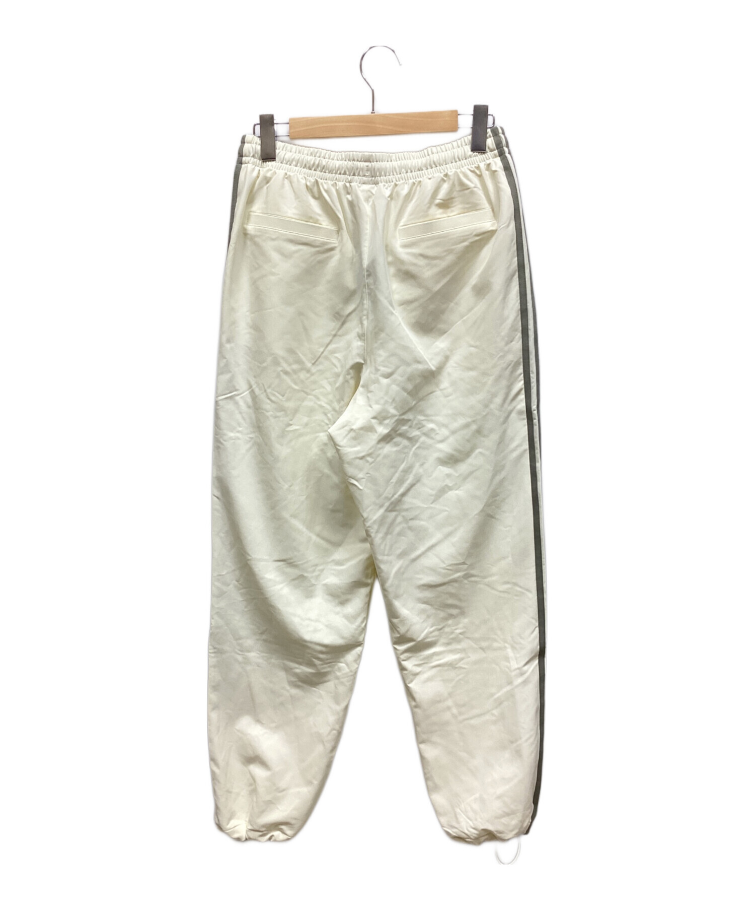 中古・古着通販】adidas (アディダス) トラックパンツ クリーム サイズ
