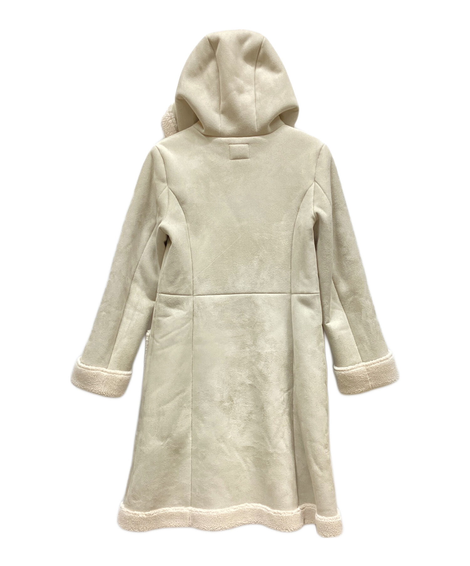 トッカ tocca ダッフルコート フェイクファー ムートン コート ロング 中古・古着通販】TOCCA (トッカ) フェイクムートンコート ベージュ