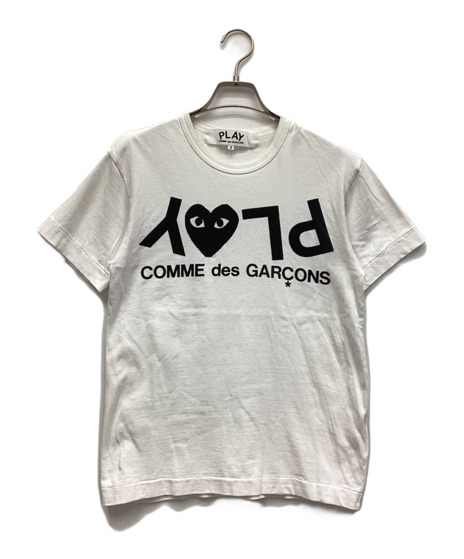 PLAY COMME des GARCONS Tシャツ・カットソー S 白 【古着】【中古】【送料無料】 COMME des GARCONS - COMME des GARCONS Tシャツ・カットソー S 白