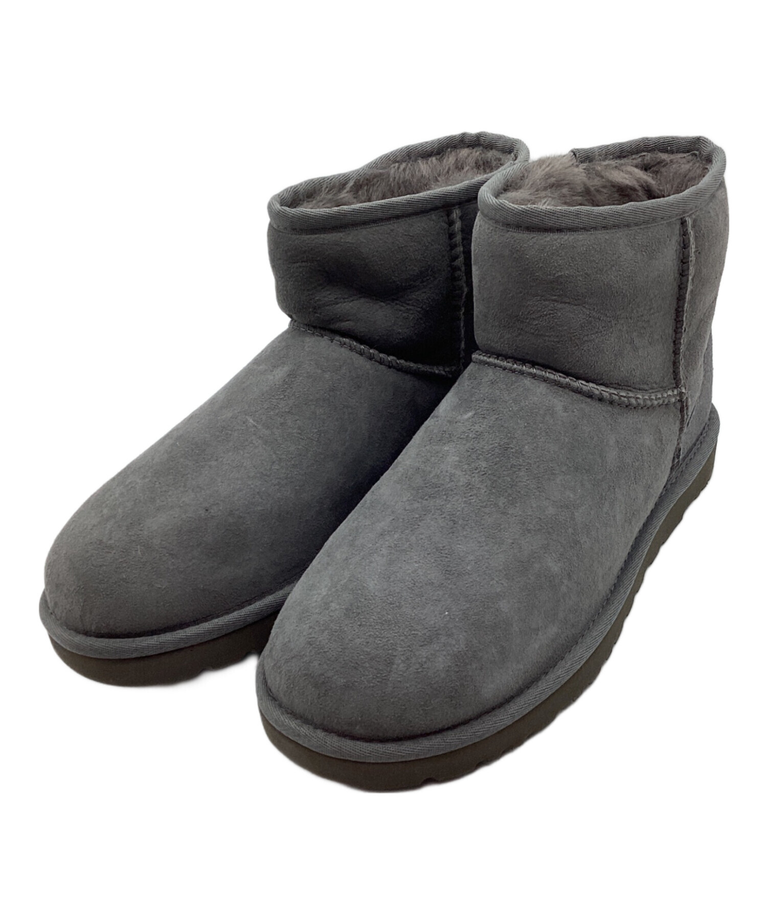 UGG グレー ムートンブーツ　24cm 中古・古着通販】UGG (アグ) ムートンブーツ グレー サイズ:24 未使用