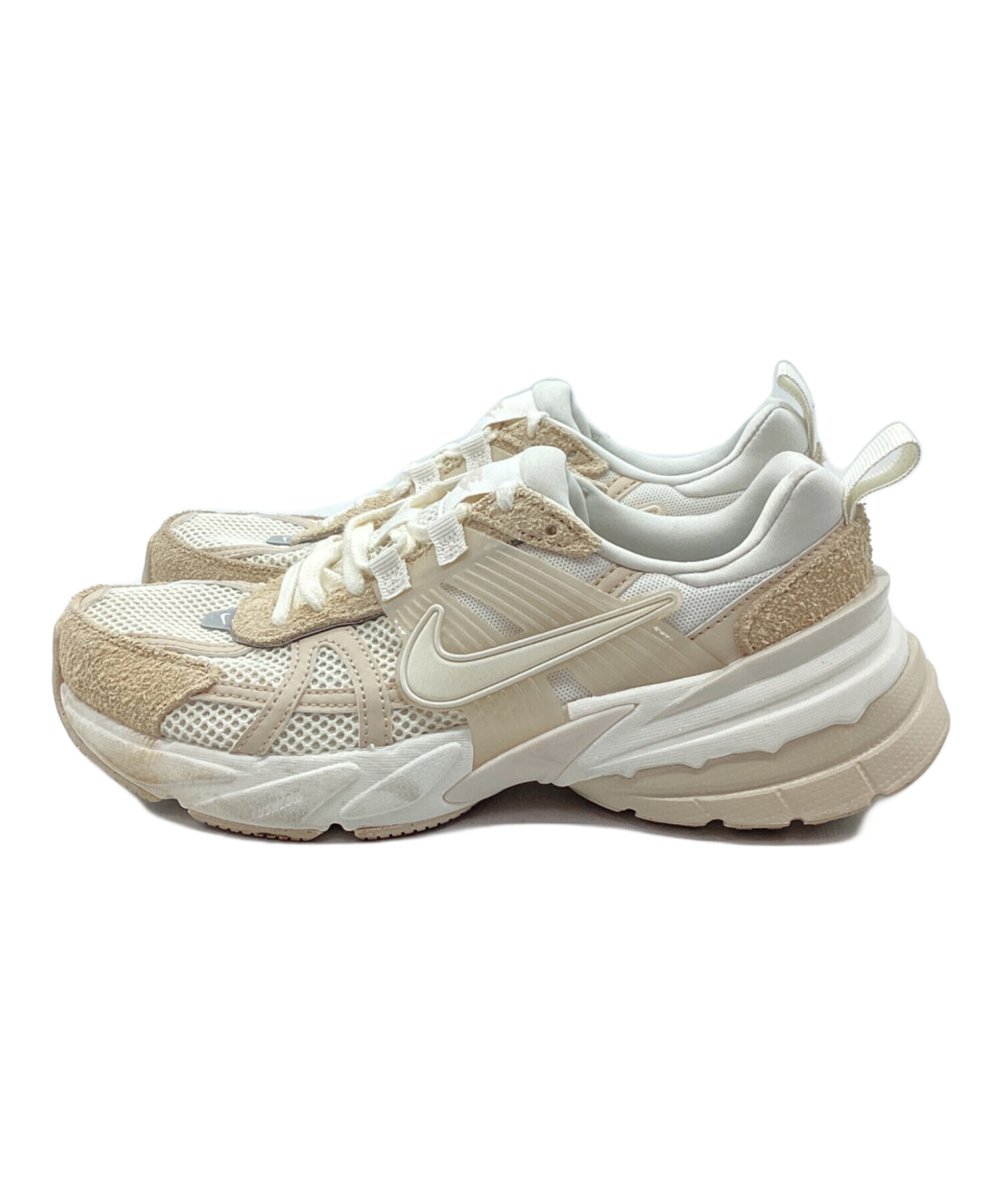 美品ナイキ24.5センチ使って頂ける方探しています 中古・古着通販】NIKE (ナイキ) スニーカー ホワイト サイズ:24.5