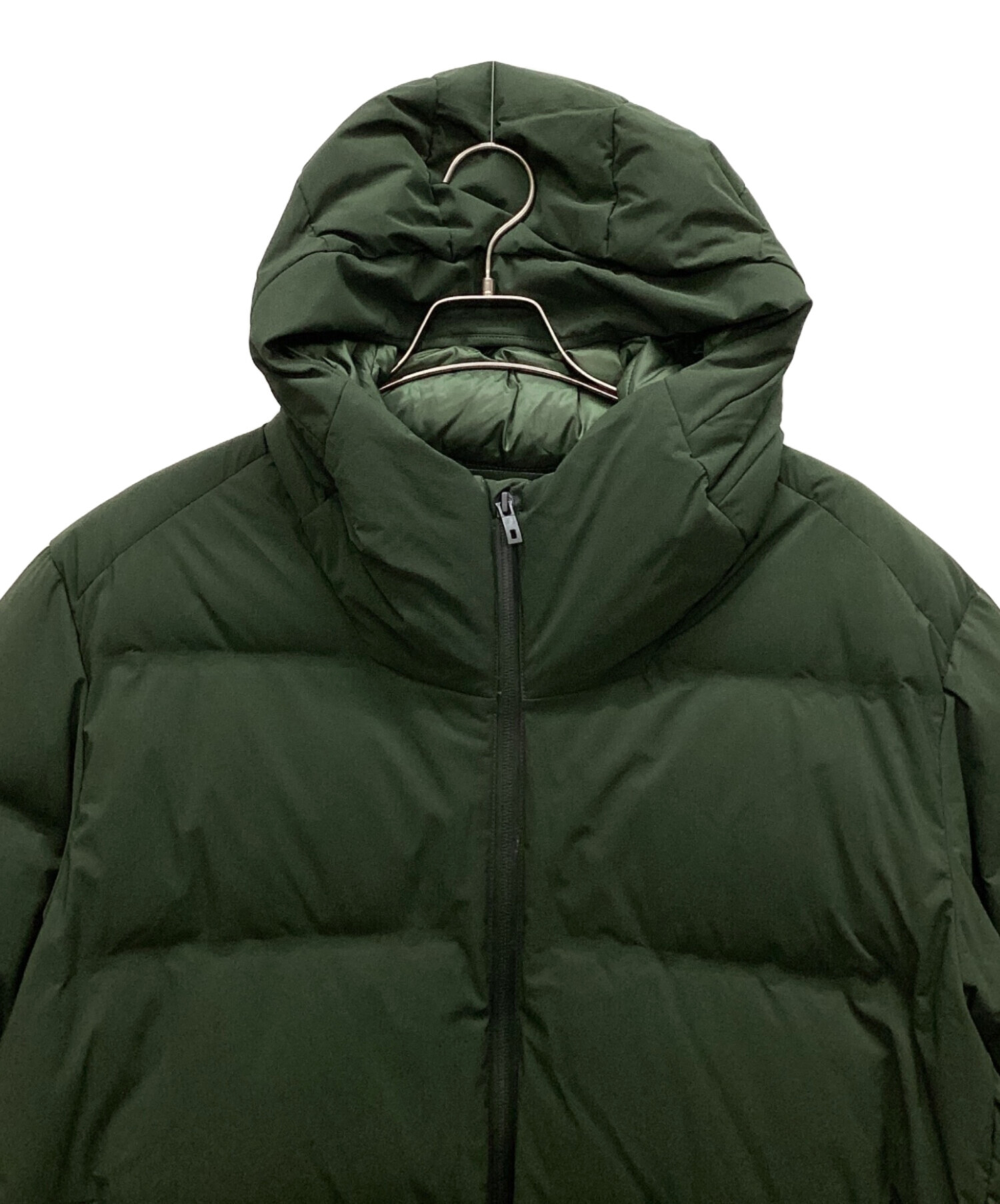 UNIQLO ダウンジャケット 4XL オリーブグリーン UNIQLO（ダウンジャケット ・ グリーン・カーキ/緑色系）のフリマ