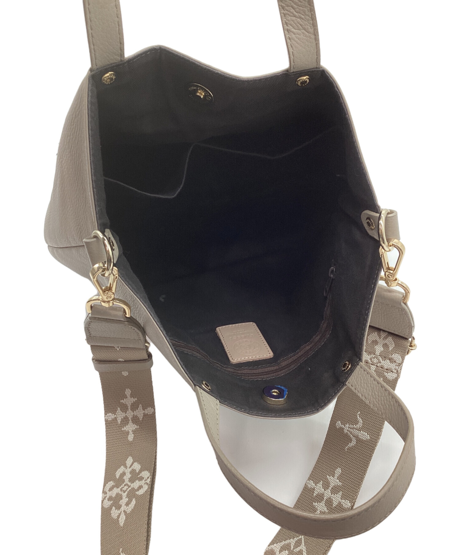 中古・古着通販】russet (ラシット) エンボスモノグラム2WAYトート