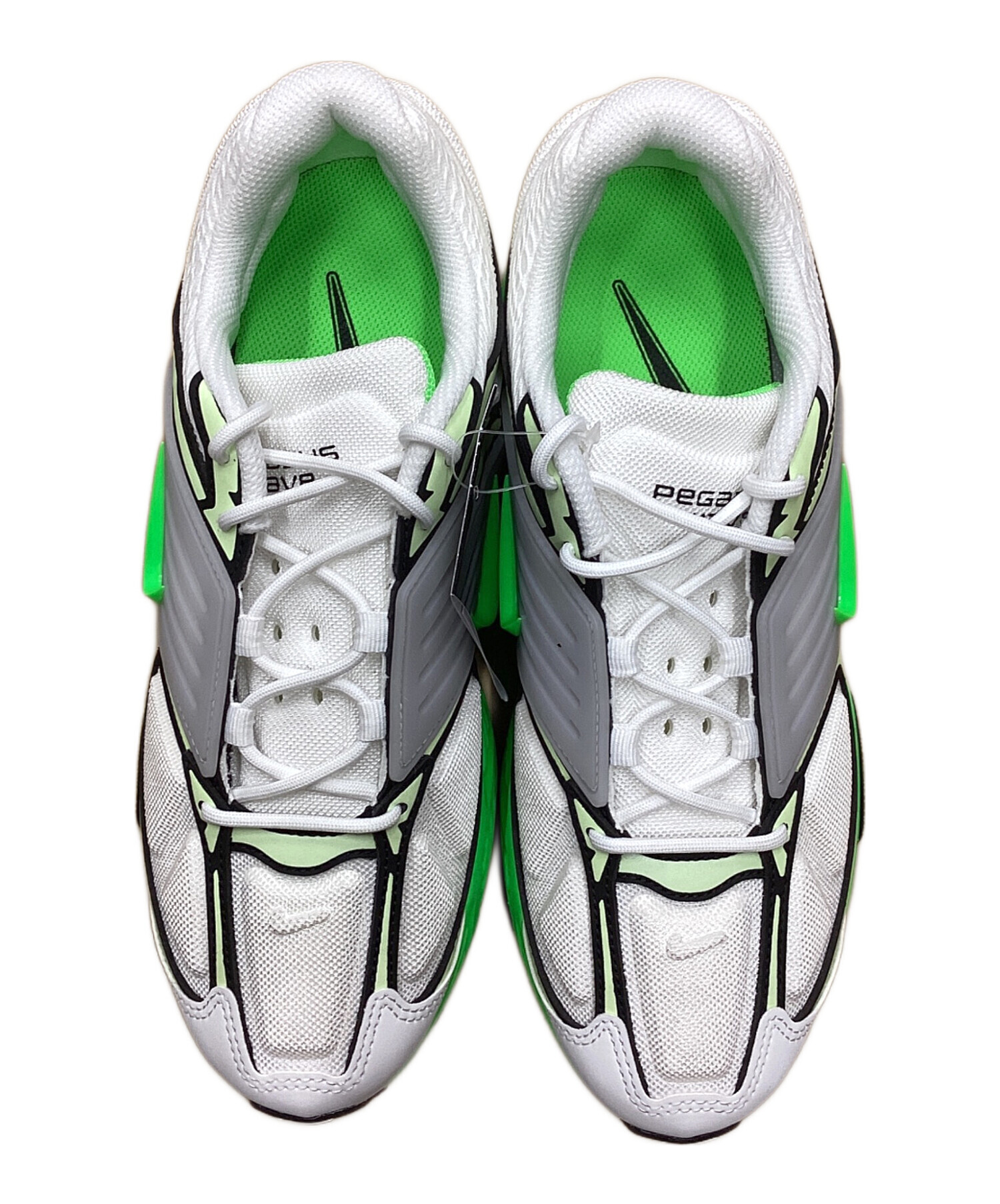 中古・古着通販】NIKE (ナイキ) スニーカー ホワイト×グリーン サイズ 