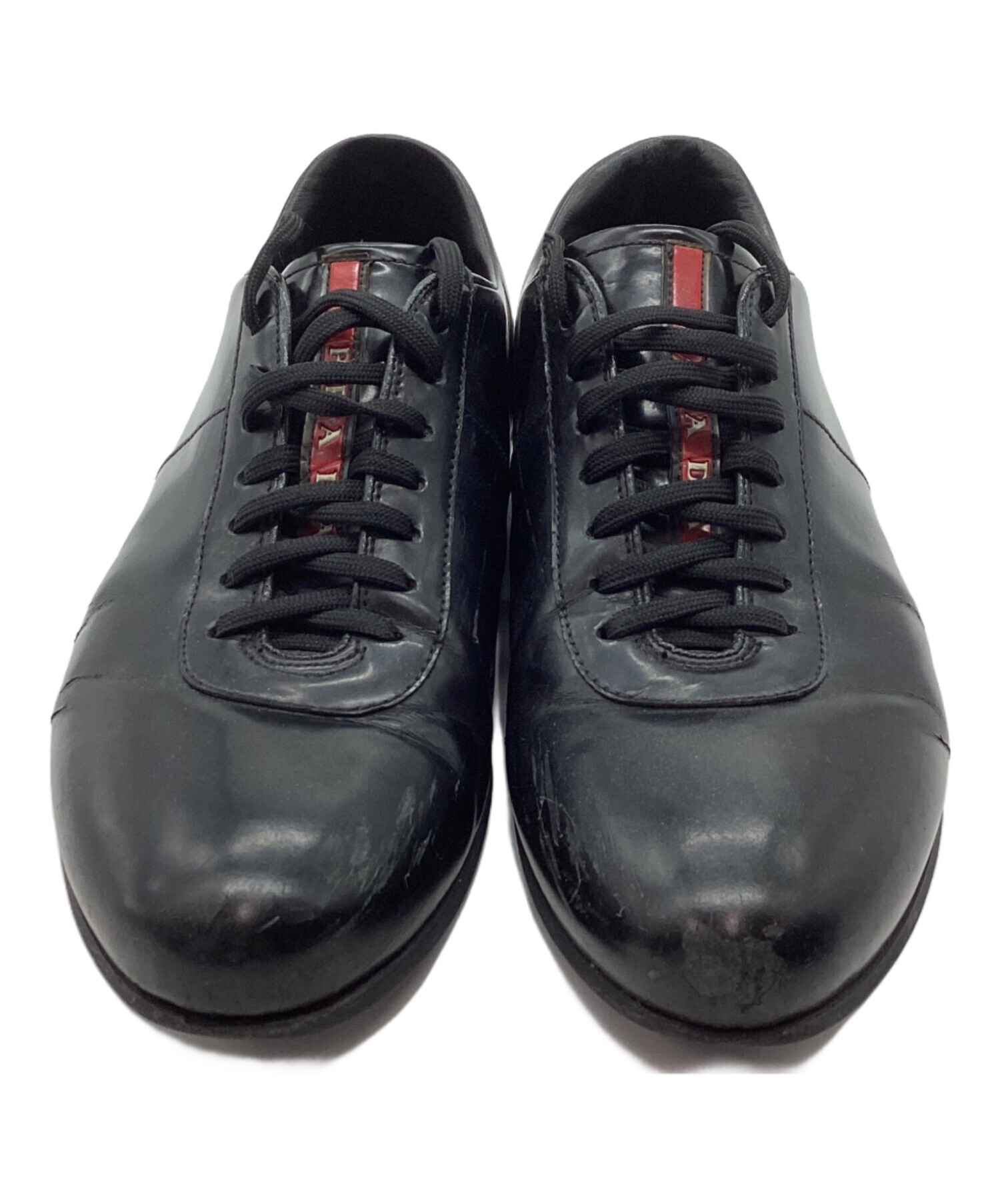 オンライン取寄 PRADA ブラック パテントレザー スニーカー 【公式通販】