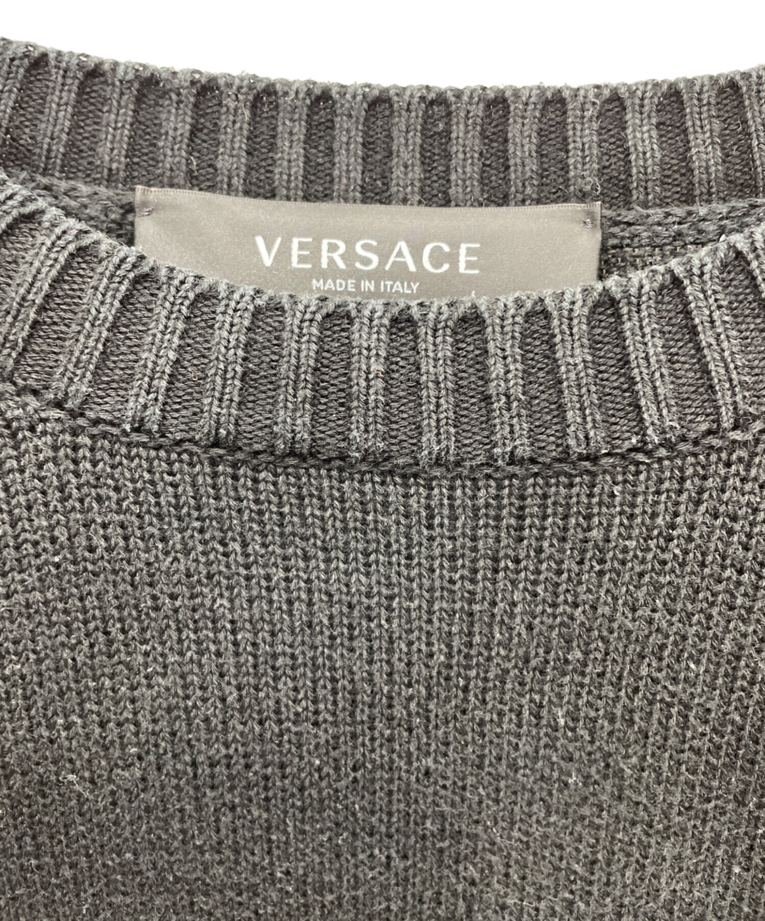 中古・古着通販】VERSACE (ヴェルサーチ) ロゴ刺繍 ニット ブラック