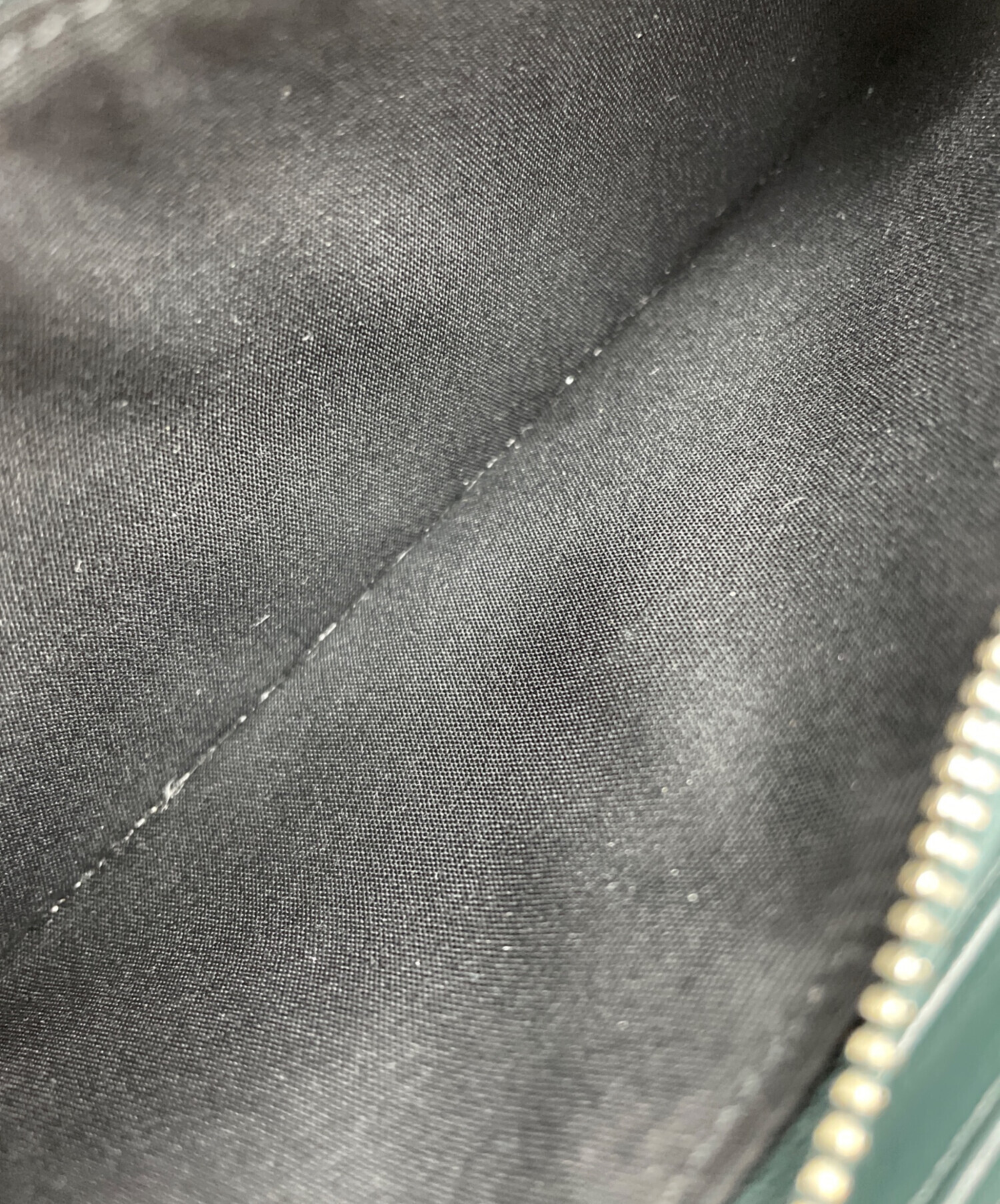 Paul Smith ケース ラウンドジップ グリーン 美品 未使用に近い 中古・古着通販】PAUL SMITH (ポールスミス) ラウンドファスナー財布