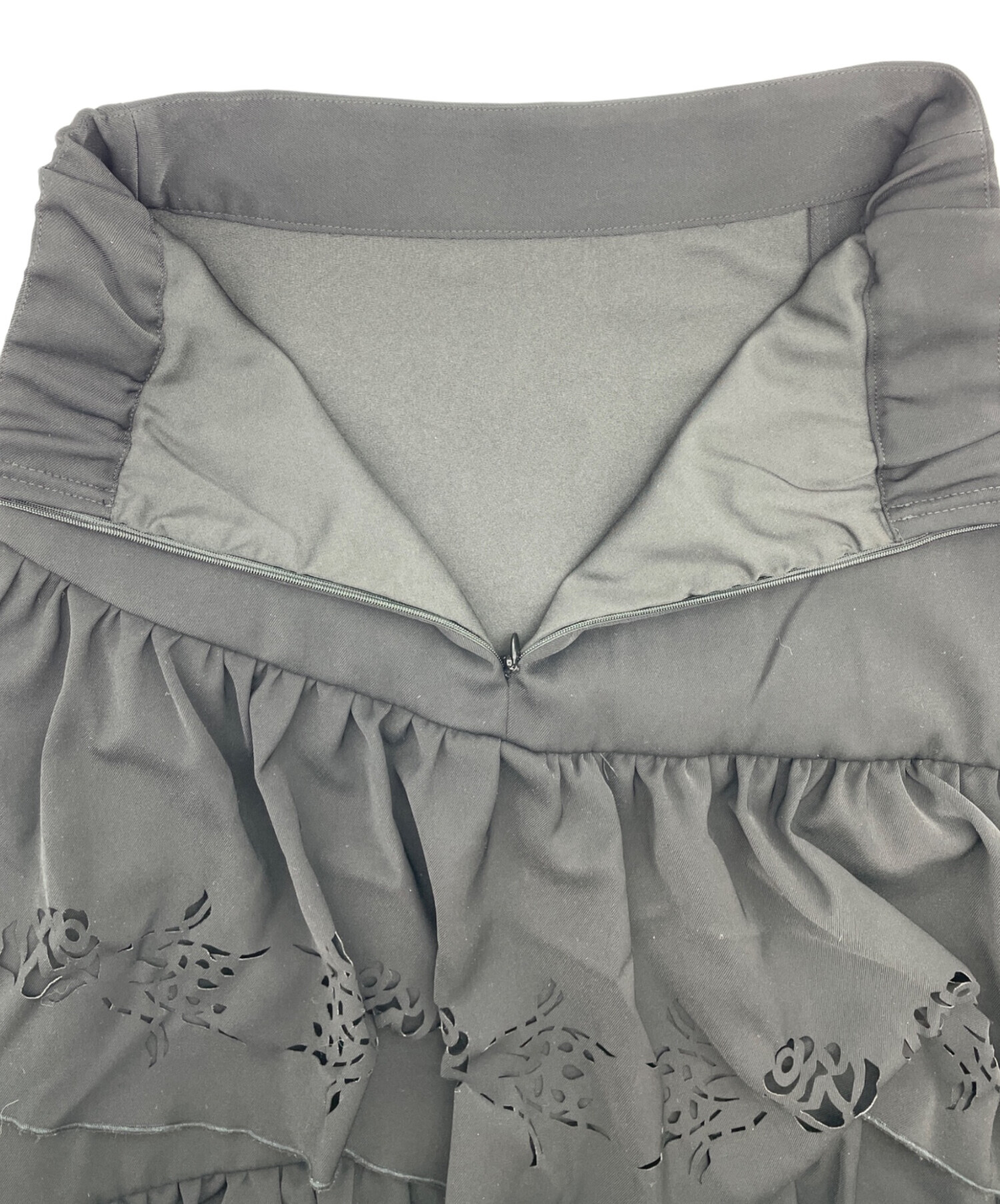 中古・古着通販】HARE (ハレ) Ado (アド) LASER CUT TIERED SKIRT