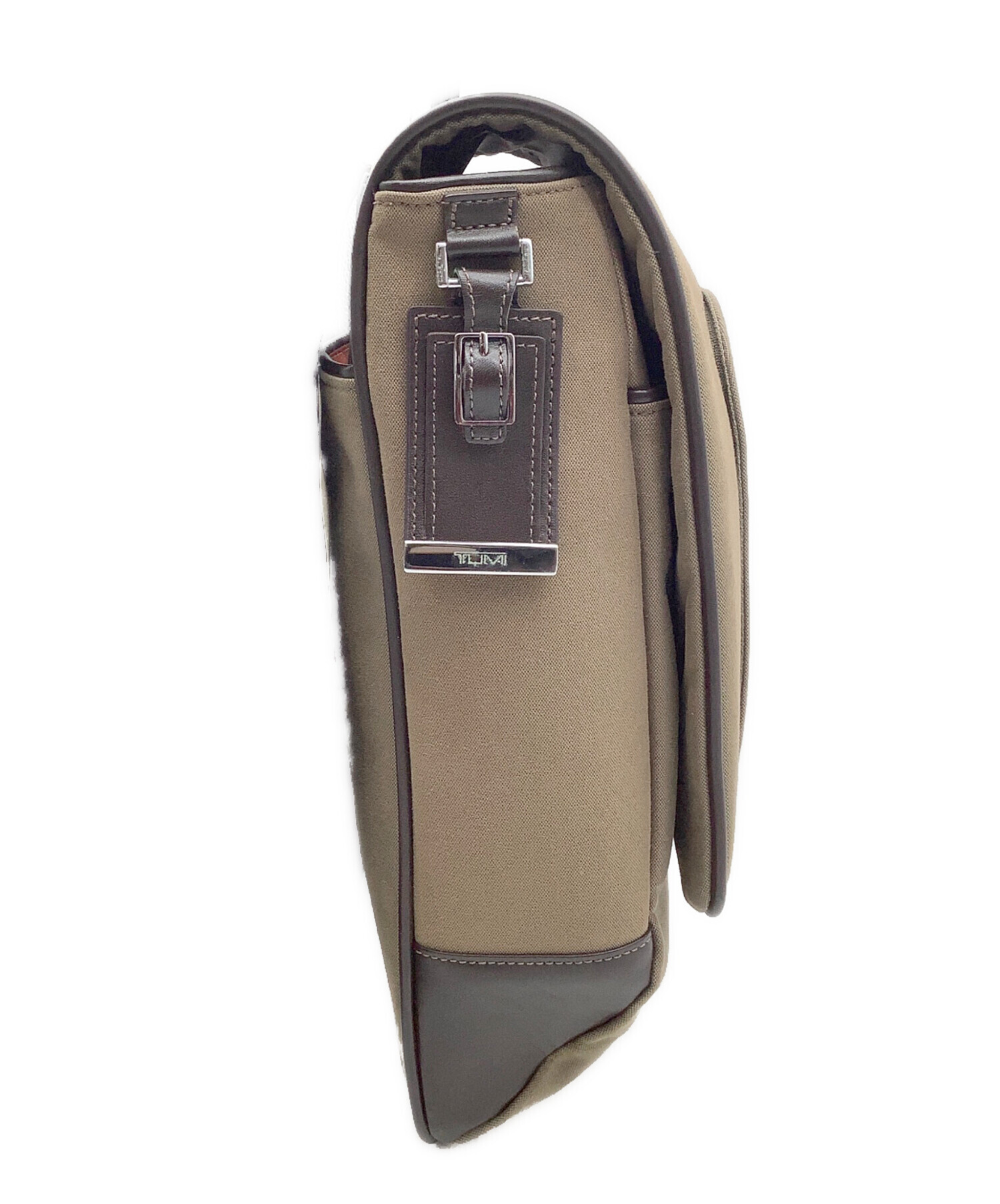 中古・古着通販】TUMI (トゥミ) フラップショルダーバッグ ベージュ 