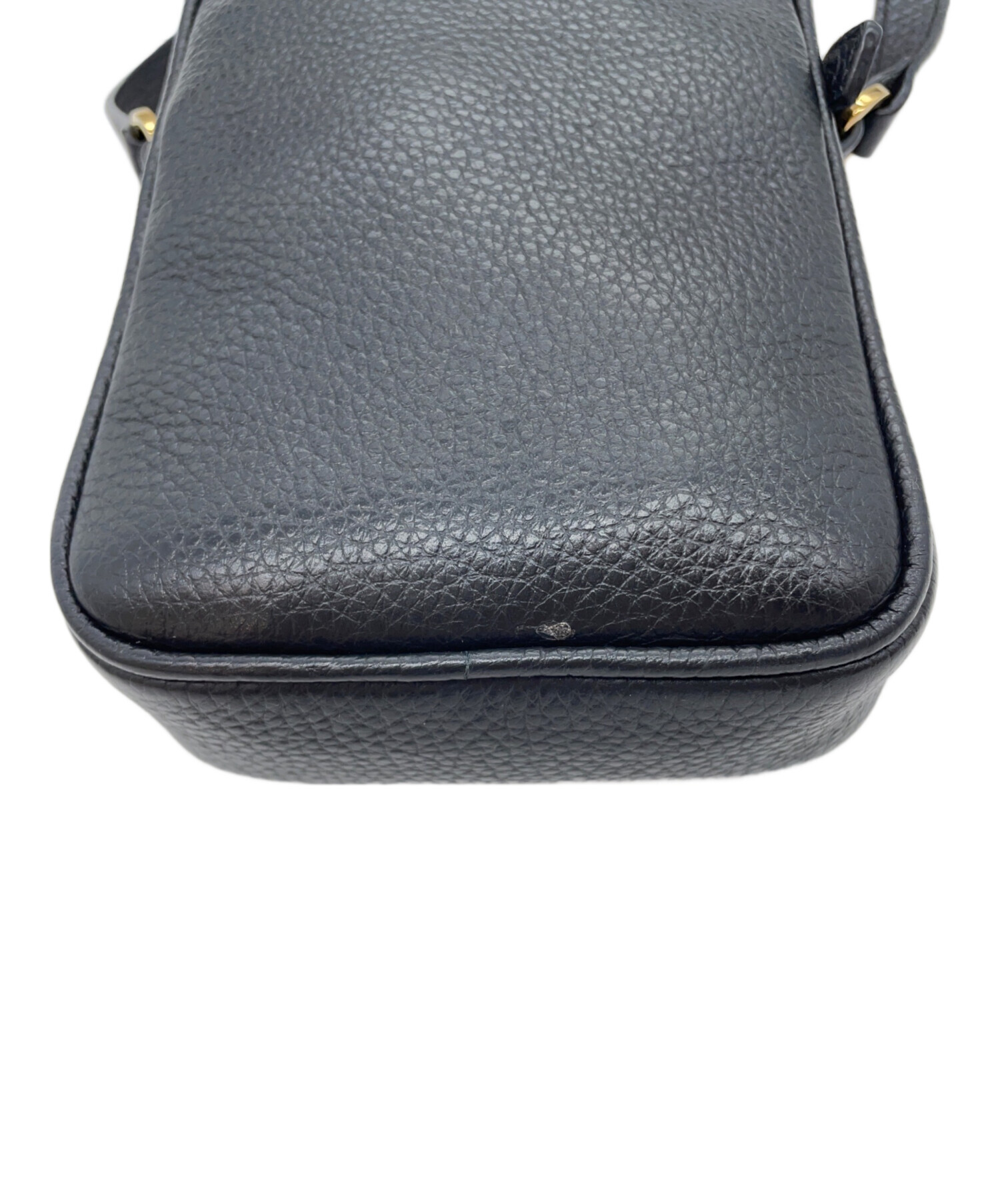 ジャンニヴェルサーチ　ショルダーバック　値下げしました GIANNI VERSACE ジャンニヴェルサーチ チェーンショルダーバッグ