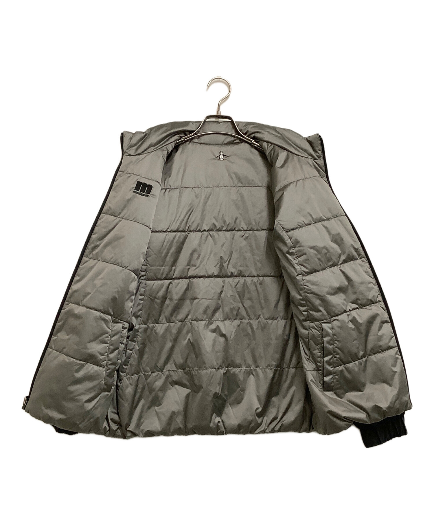 新品 Munsingwear マンシングウェア 中綿 異素材切り替えジャケット 中古・古着通販】MUNSING WEAR (マンシングウェア) リバーシブル中綿