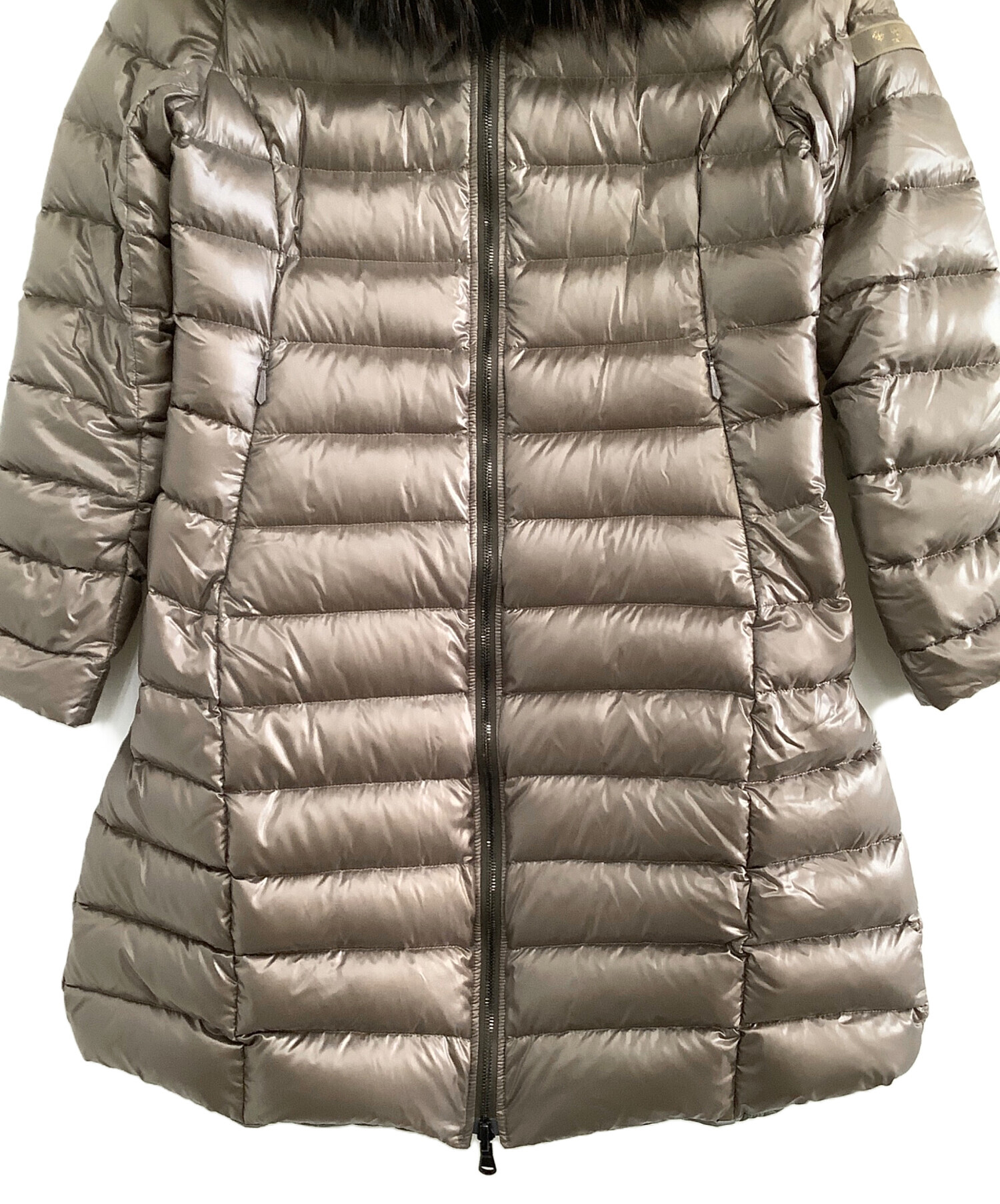 最終値下げTATRAS リバーシブル ダウンコート ダークブラウンISERA M 中古・古着通販】TATRAS (タトラス) リバーシブルダウンコート ISERA