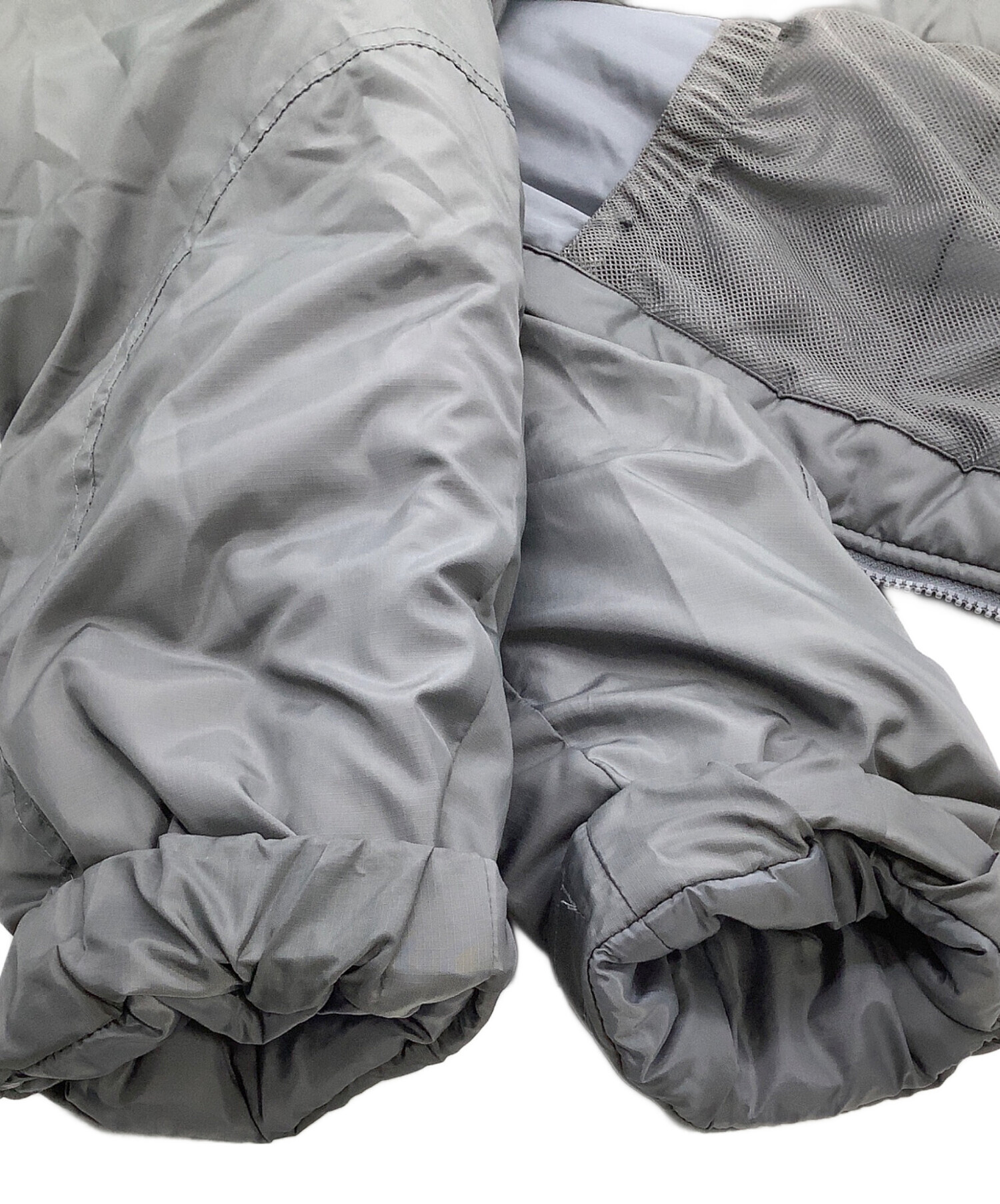 美品　タグ付き　FTC アウター　グレー　ジャケット　プリマロフト　中綿 中古・古着通販】FTC (エフティーシー) 中綿ジャケット グレー サイズ