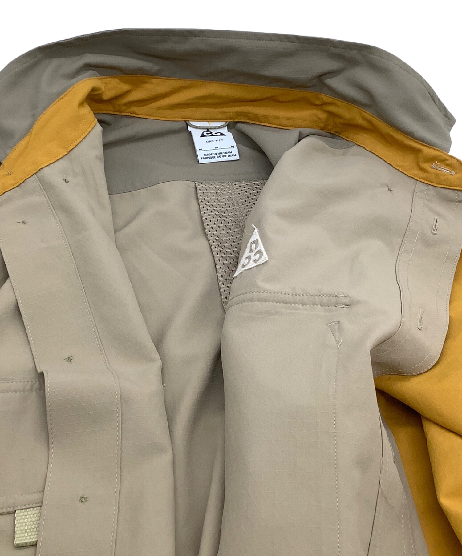 【美品・使用3回】NIKE ナイキ ACG セットアップ サイズM 美品・使用3回】NIKE ナイキ ACG ジャケット＋パンツ セットアップ