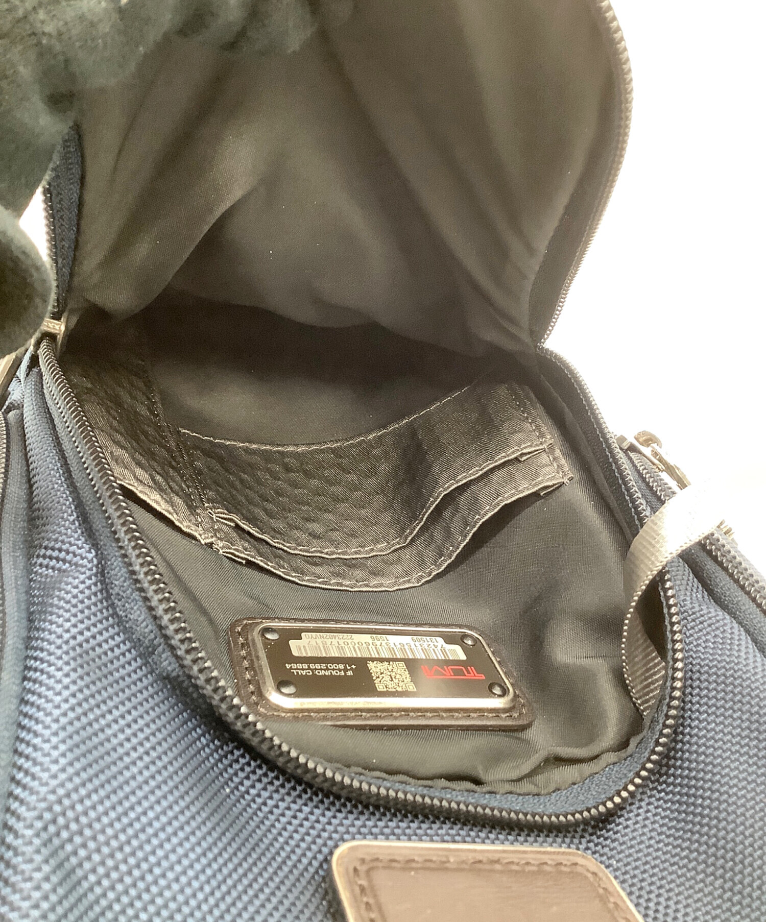 中古・古着通販】TUMI (トゥミ) ショルダーバッグ ネイビー×ブラウン 