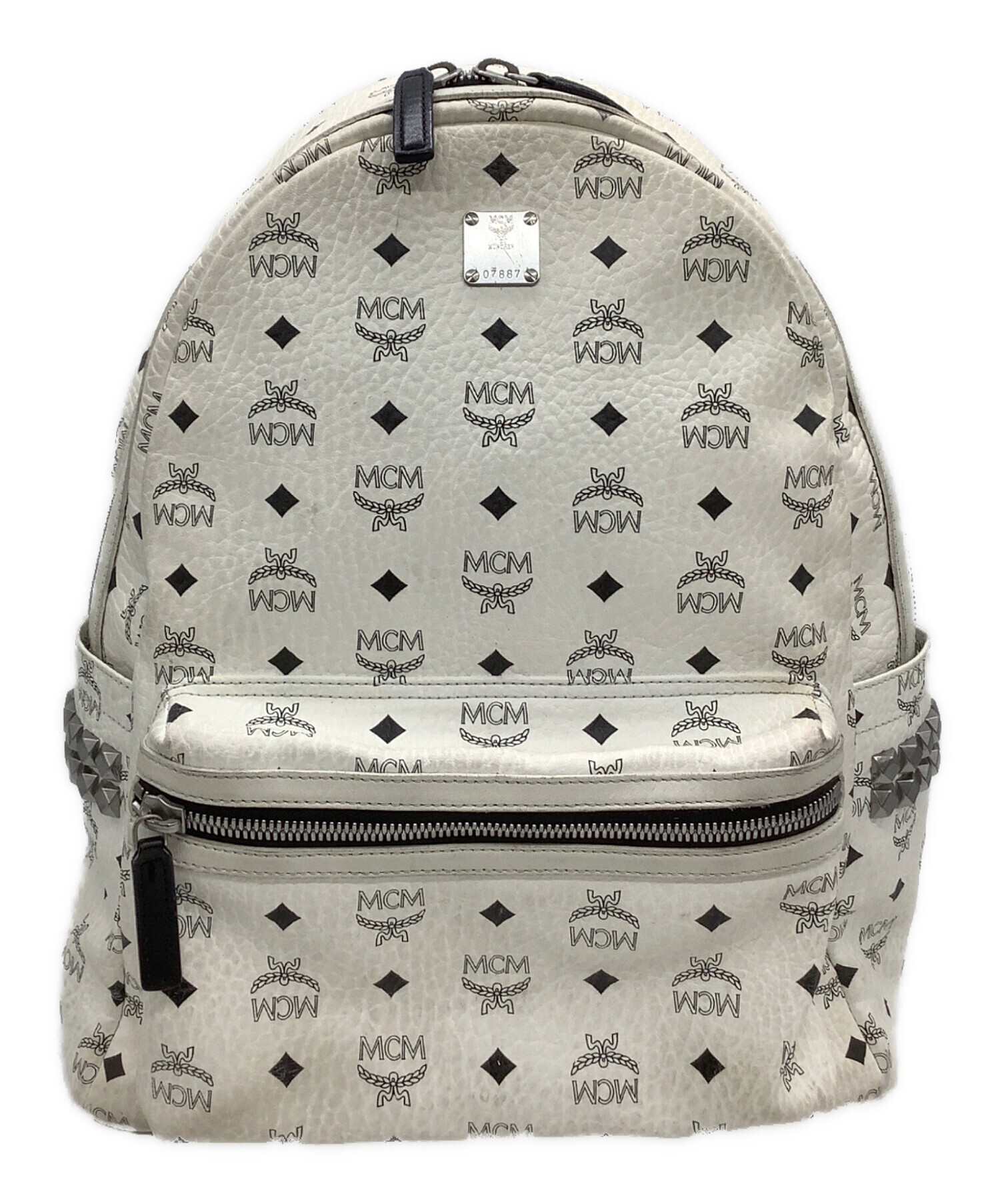 MCM ホワイト リュック スタッズ付き
