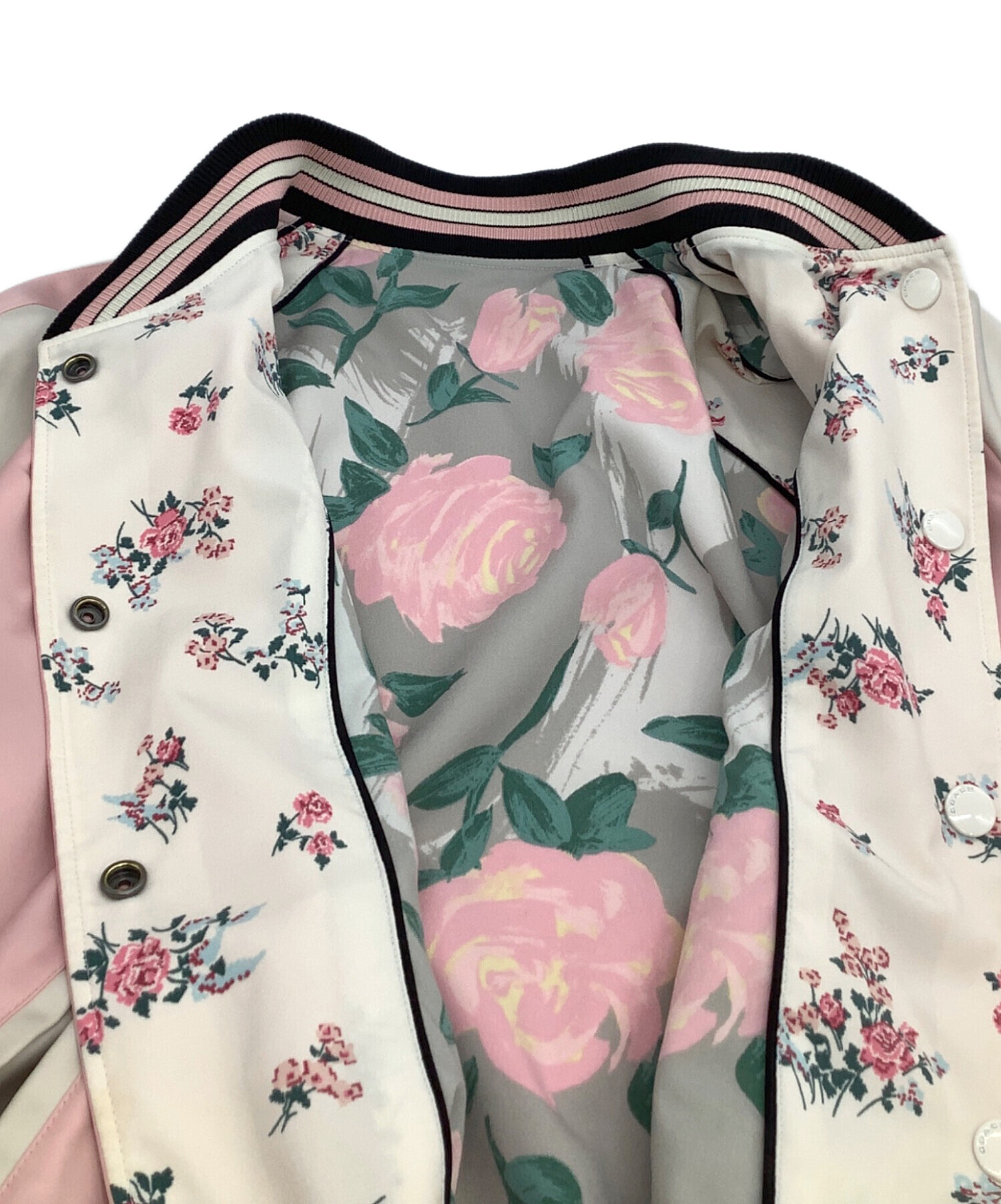 COACH　リバーシブル　スタジャン　花柄　XS 　未使用品 未使用 コーチ スタジャン レディース リバーシブル 花柄 XS