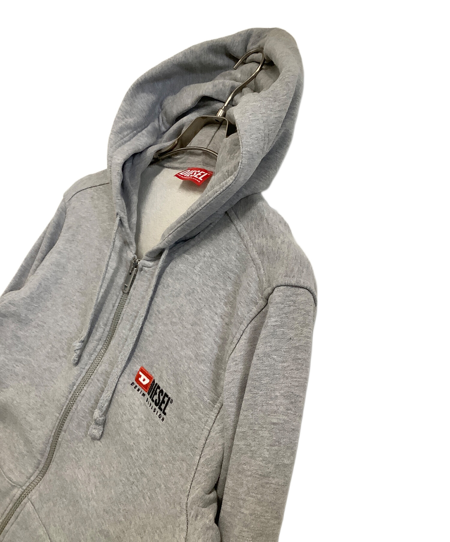 中古・古着通販】DIESEL (ディーゼル) ジップパーカー 刺繍ロゴ グレー