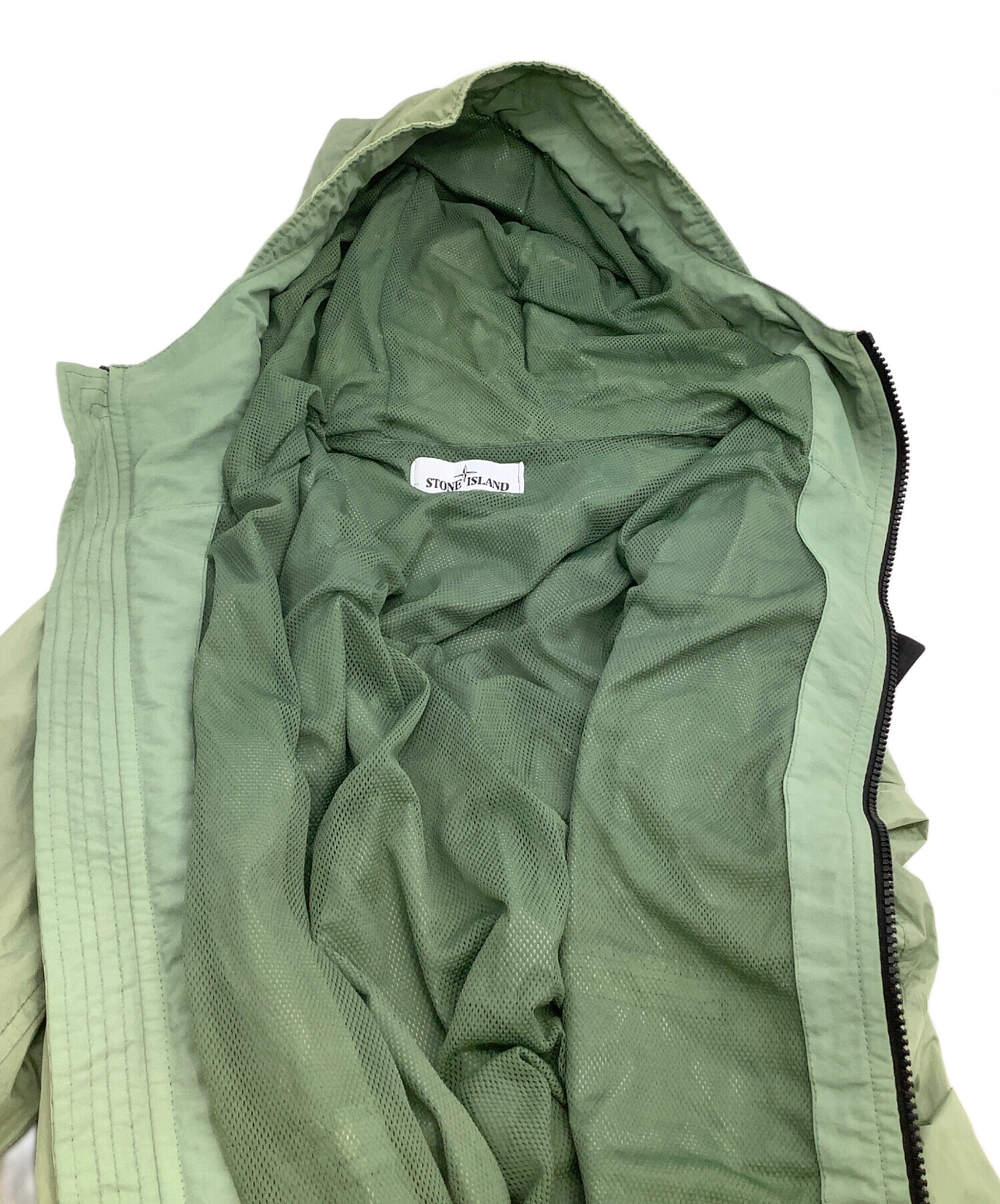 ストーンアイランド ナイロンジャケット 緑 ストーンアイランド ナイロンジャケット 緑 STONE ISLAND ストーン