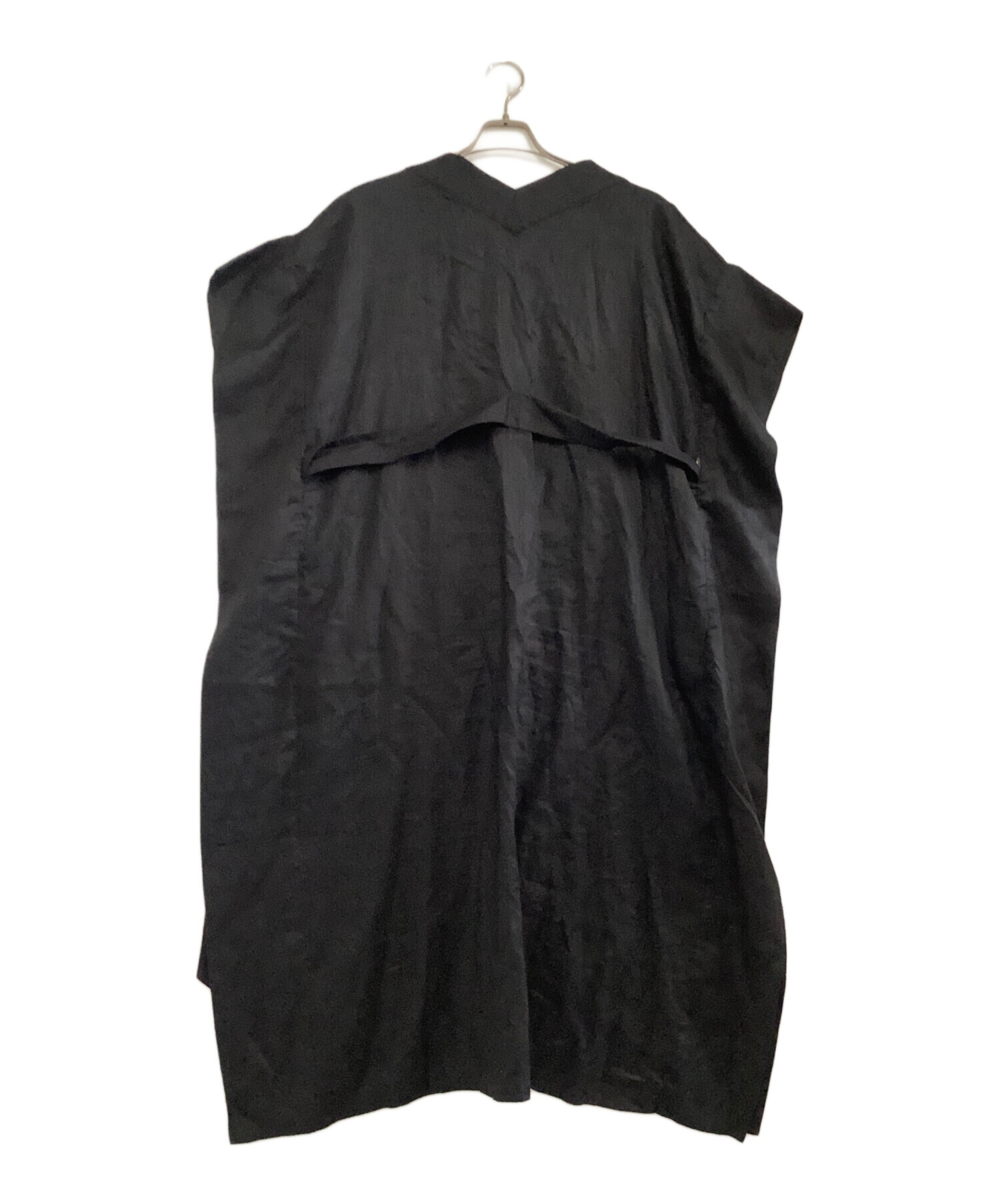HYKE ジレ　ノースリーブワンピース カラー　ブラック 中古・古着通販】HYKE (ハイク) ノースリーブ・キャミソールワンピース