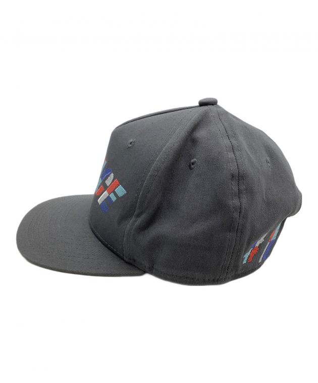 中古・古着通販】PALACE (パレス) キャップ グレー｜ブランド・古着
