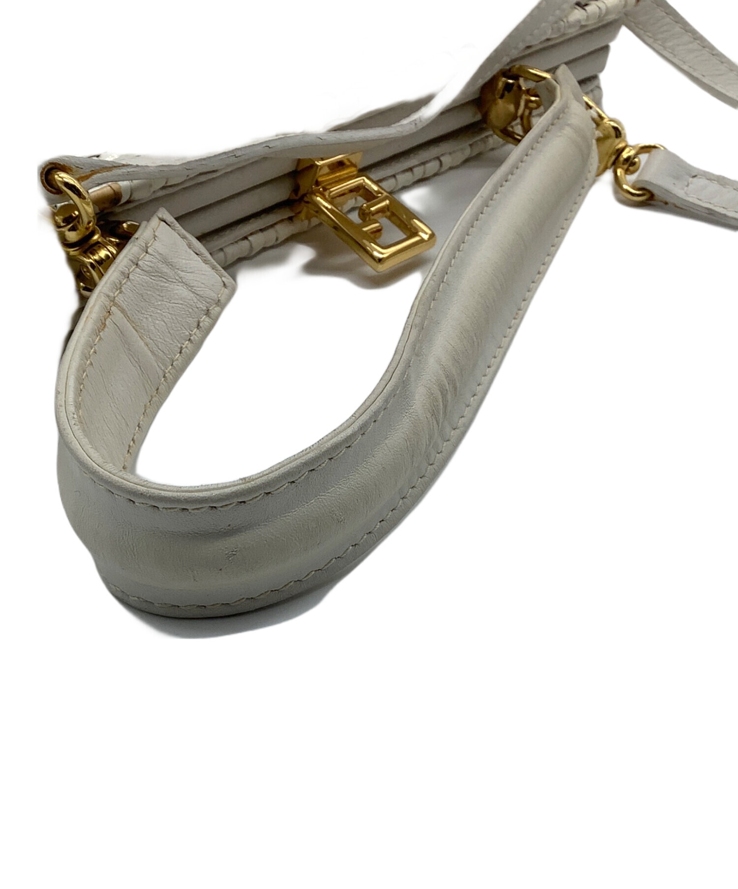 中古・古着通販】FENDI (フェンディ) カゴバッグ ホワイト｜ブランド