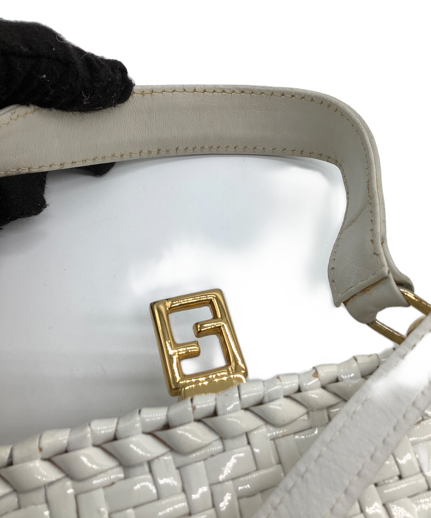 中古・古着通販】FENDI (フェンディ) カゴバッグ ホワイト｜ブランド