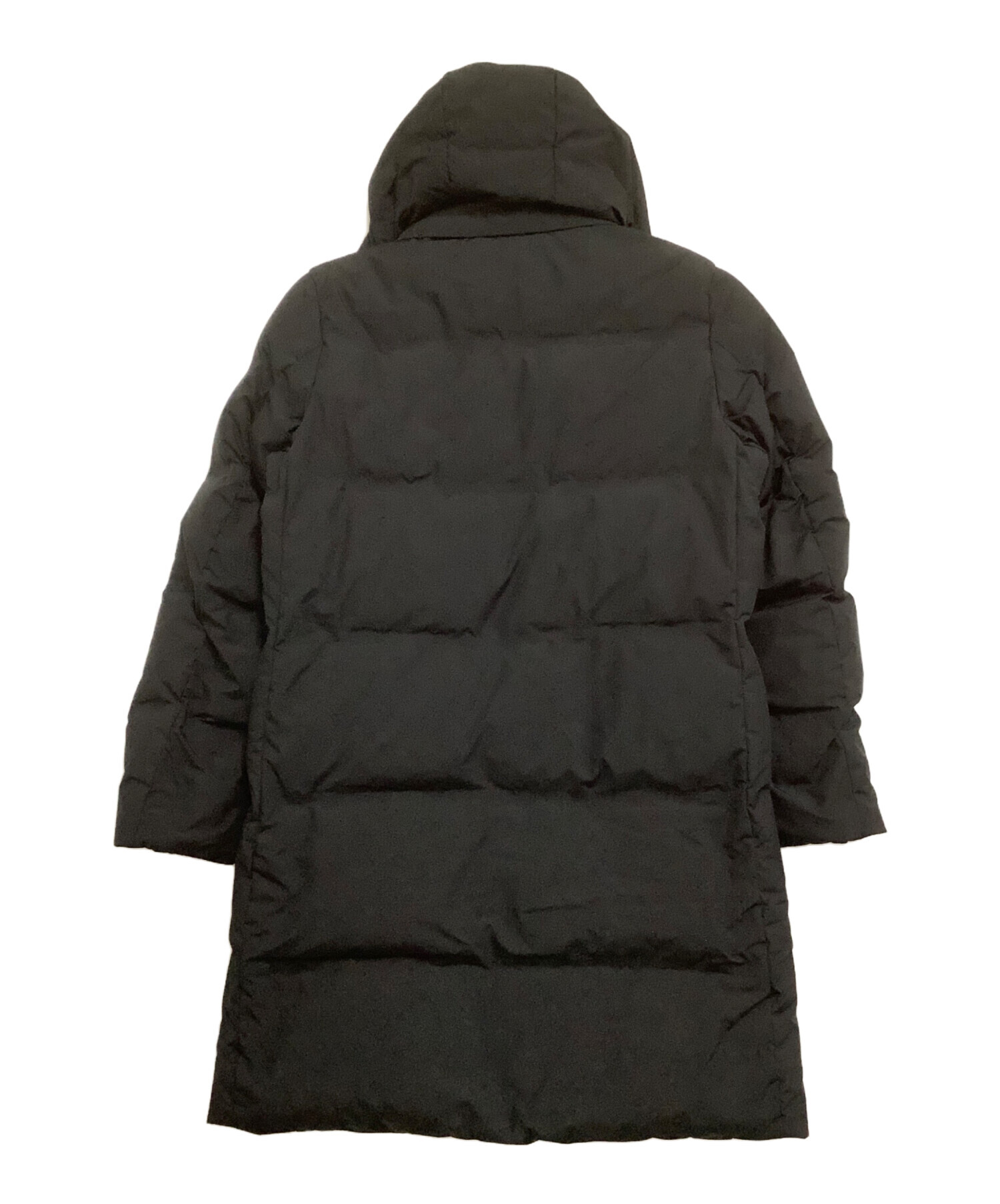 ［中古］UNIQLO イネス ダウンコート　ブラック 中古・古着通販】UNIQLO (ユニクロ) ダウンコート シームレスダウン