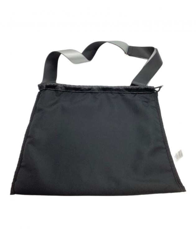 LYFT リフト　合成皮巾着バッグ　ショルダーバッグ　黒 Synthetic Leather Drawstring Bag - Black – LÝFT