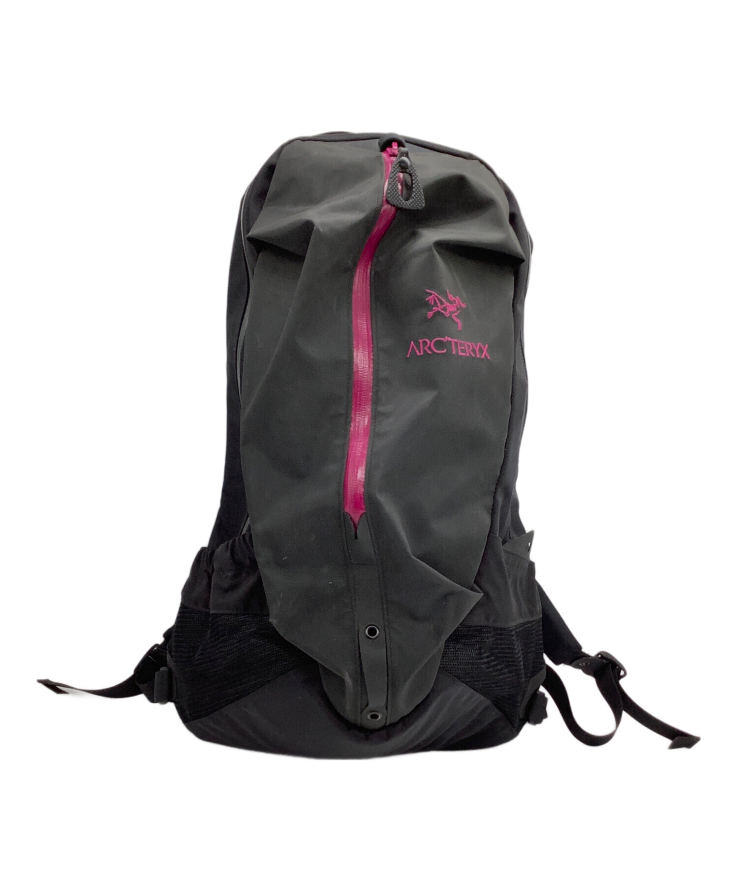 中古・古着通販】ARC'TERYX (アークテリクス) バックパック Arro22 中古・古着通販】ARC'TERYX (アークテリクス) バックパック Arro22