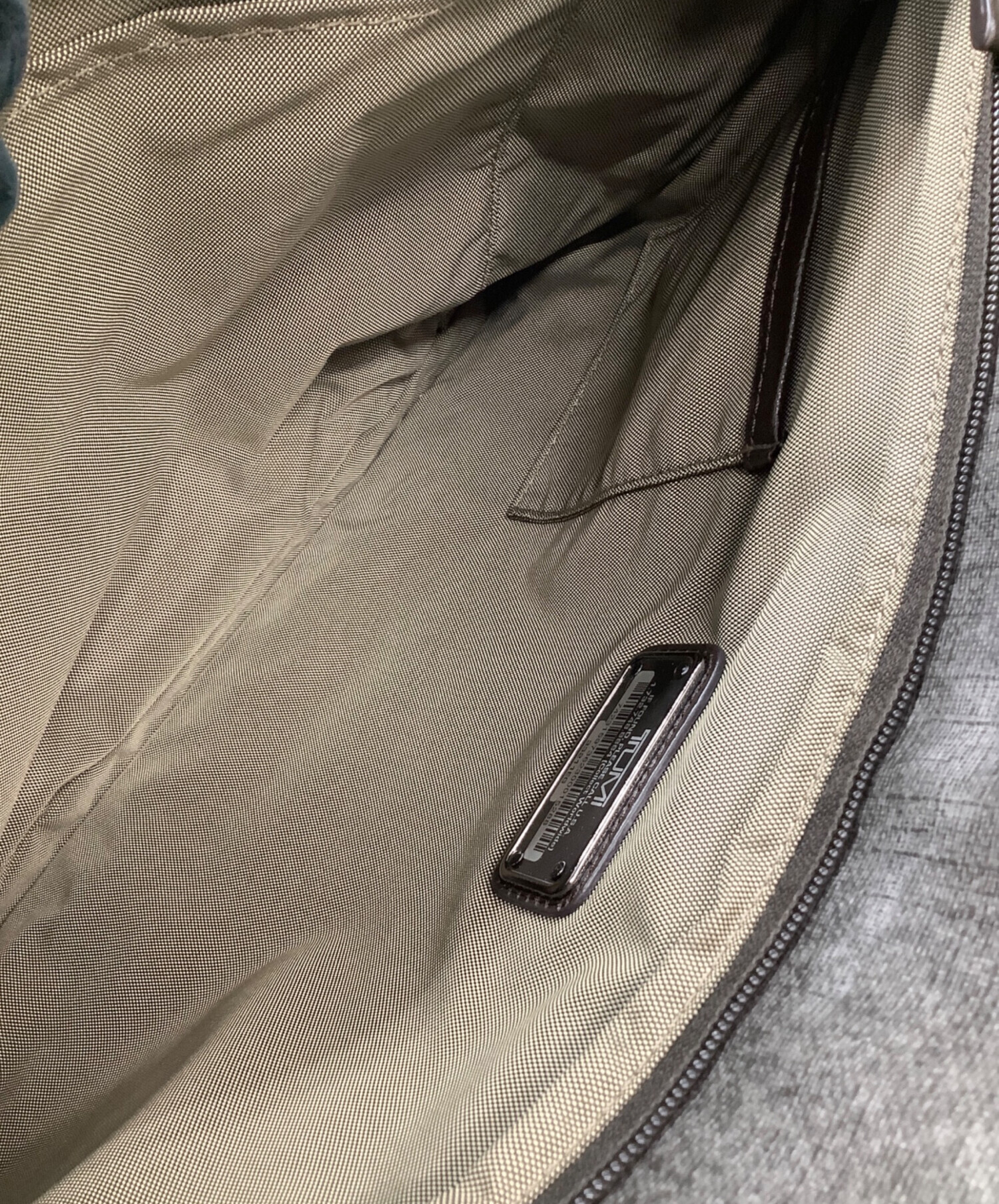 中古・古着通販】TUMI (トゥミ) 2WAYバッグ グレー×ブラウン｜ブランド