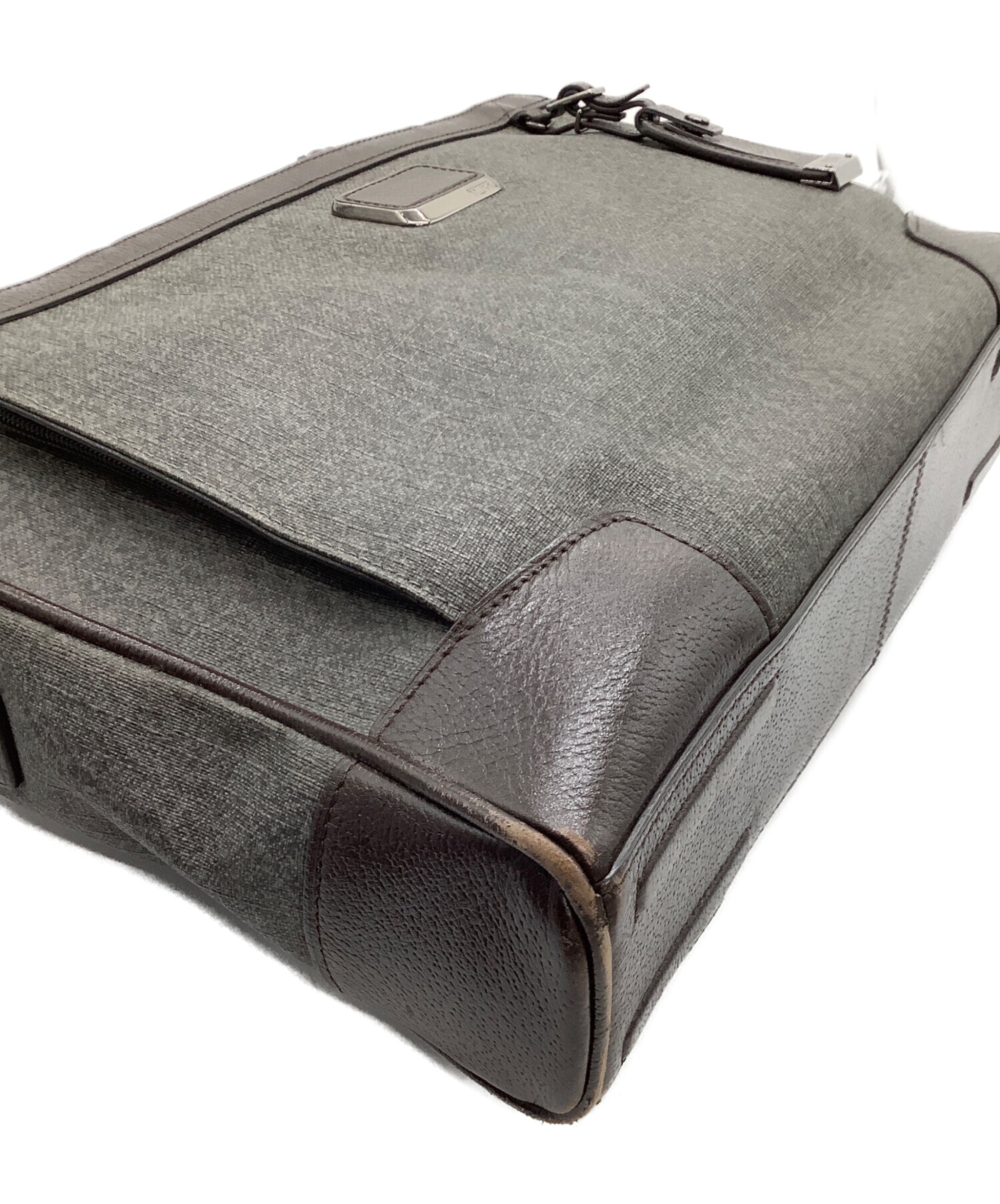 中古・古着通販】TUMI (トゥミ) 2WAYバッグ グレー×ブラウン｜ブランド