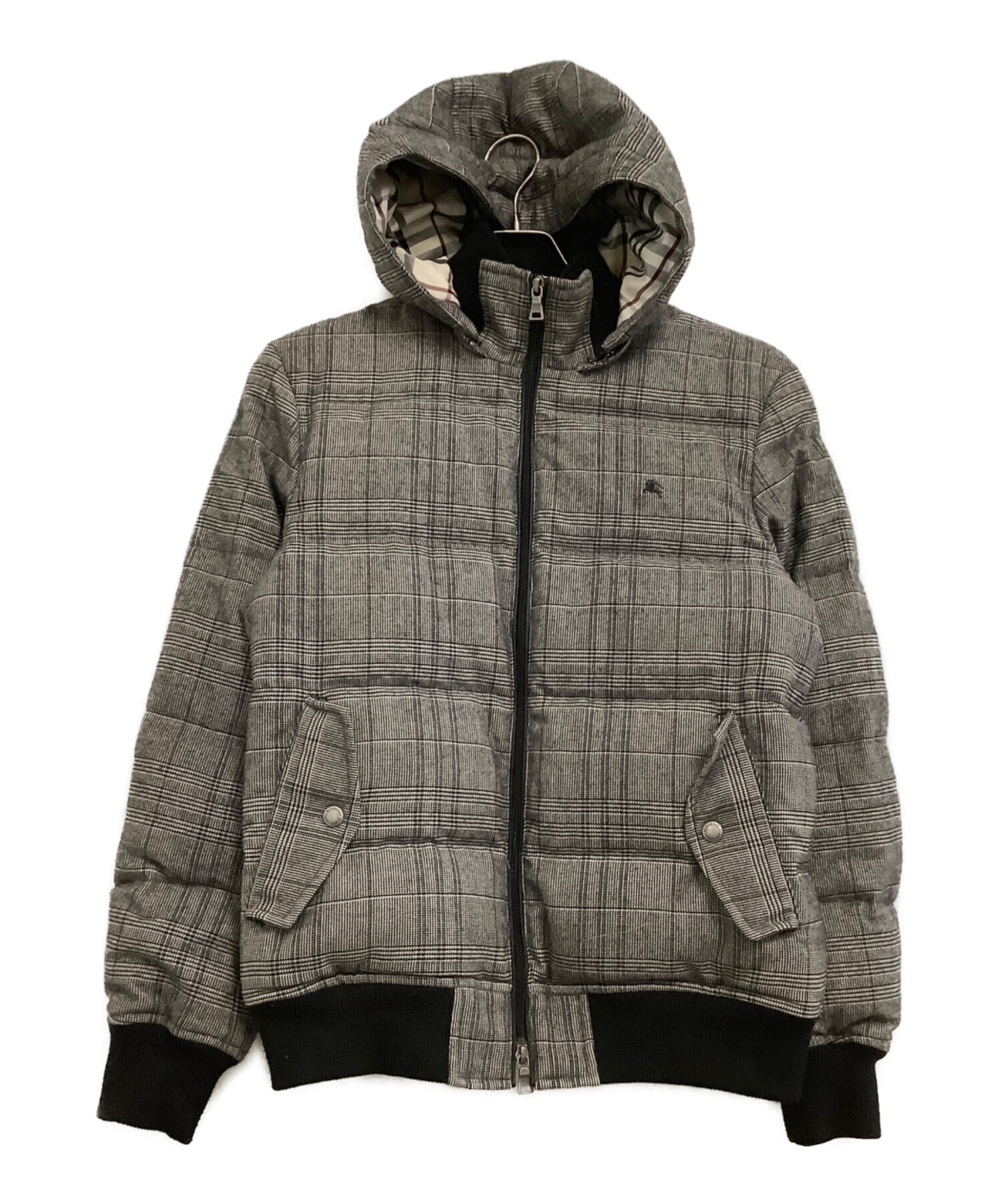【美品】バーバリーブルーレーベル ミリタリージャケット リアルファ 中綿 黒 中古・古着通販】BURBERRY BLACK LABEL (バーバリーブラックレーベル