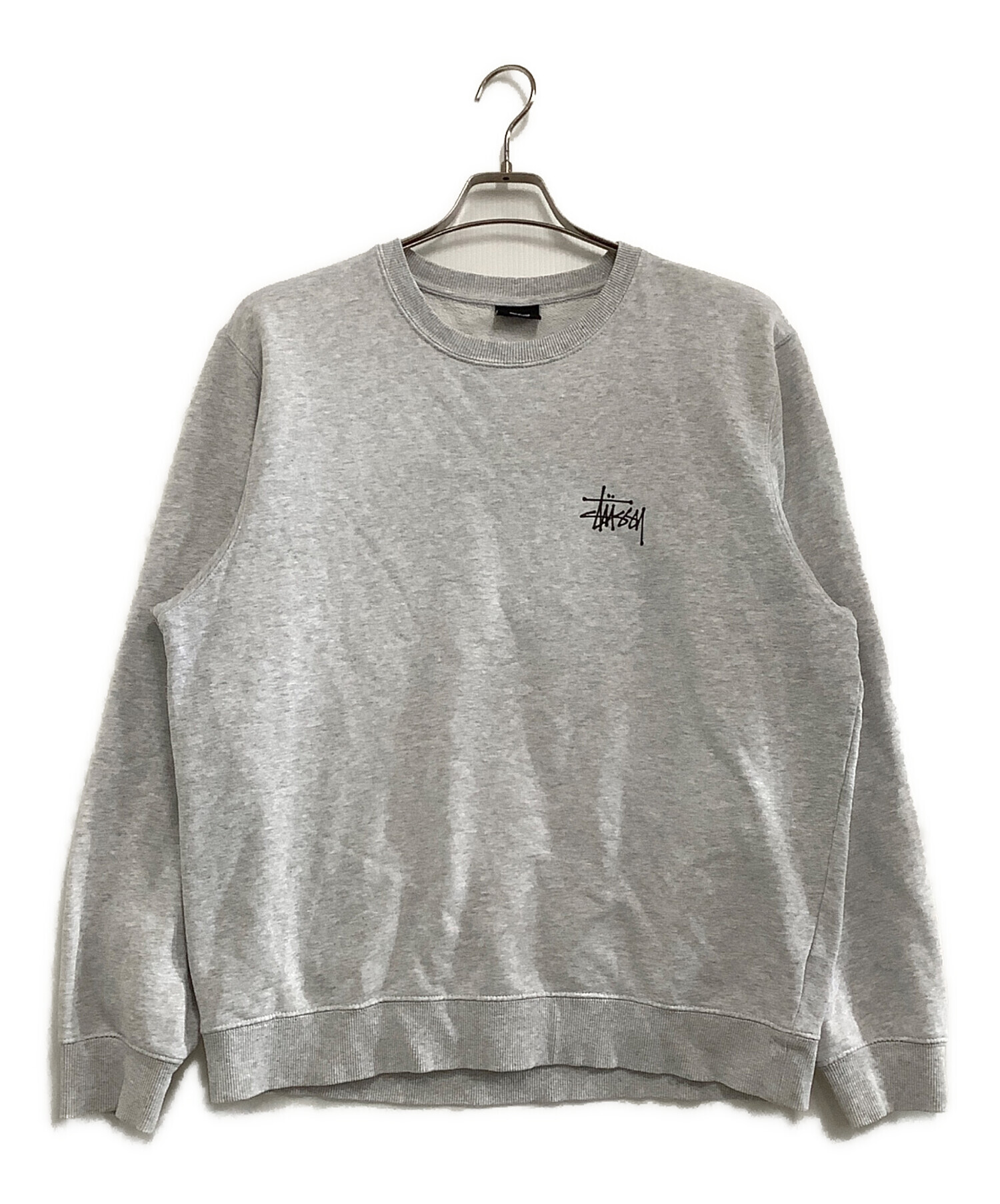 STUSSY スウェット グレー 中古・古着通販】stussy (ステューシー) クルーネックスウェット
