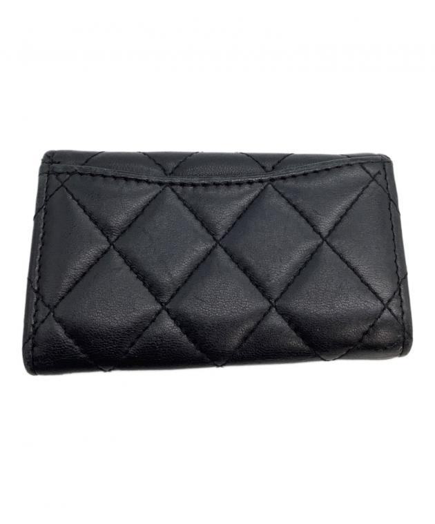 CHANEL マトラッセ　エナメル　キーケース　6連　シルバー金具 CHANEL マトラッセ エナメル キーケース 6連 シルバー金具 中古・古着