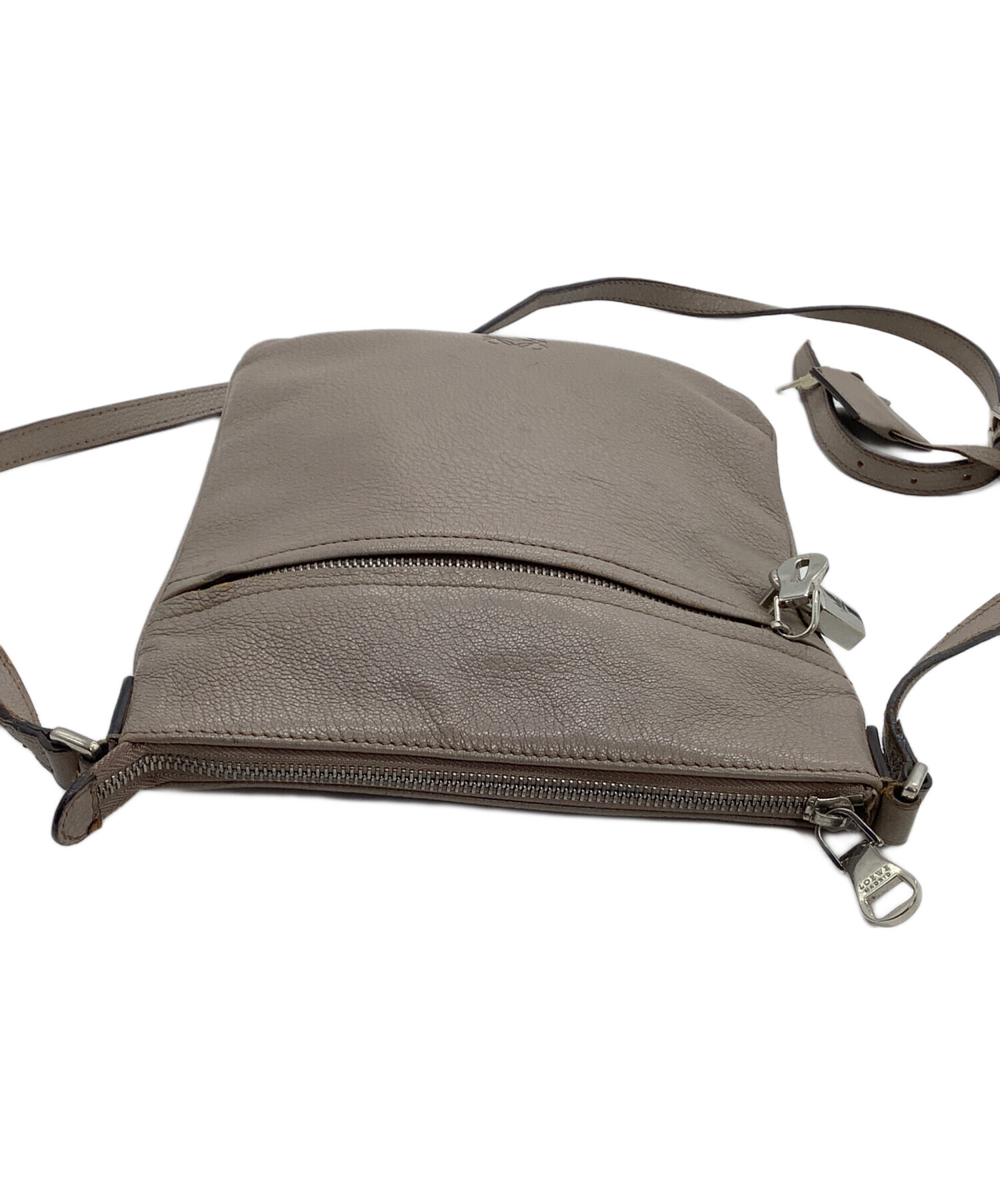 中古・古着通販】LOEWE (ロエベ) ショルダーバッグ アナグラム グレー