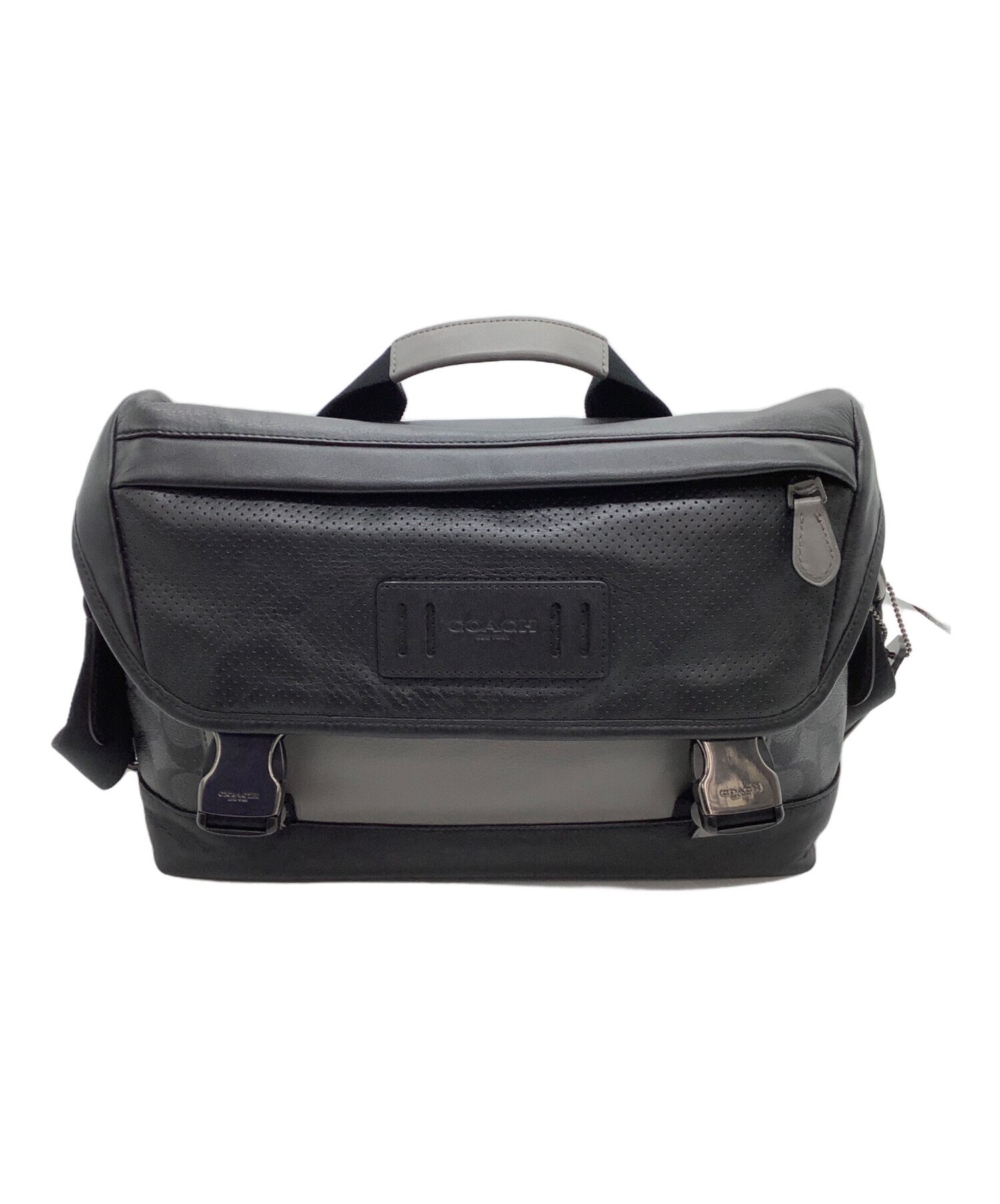 COACH メッセンジャーバッグ グレー 中古・古着通販】COACH (コーチ) メッセンジャーバッグ｜ブランド