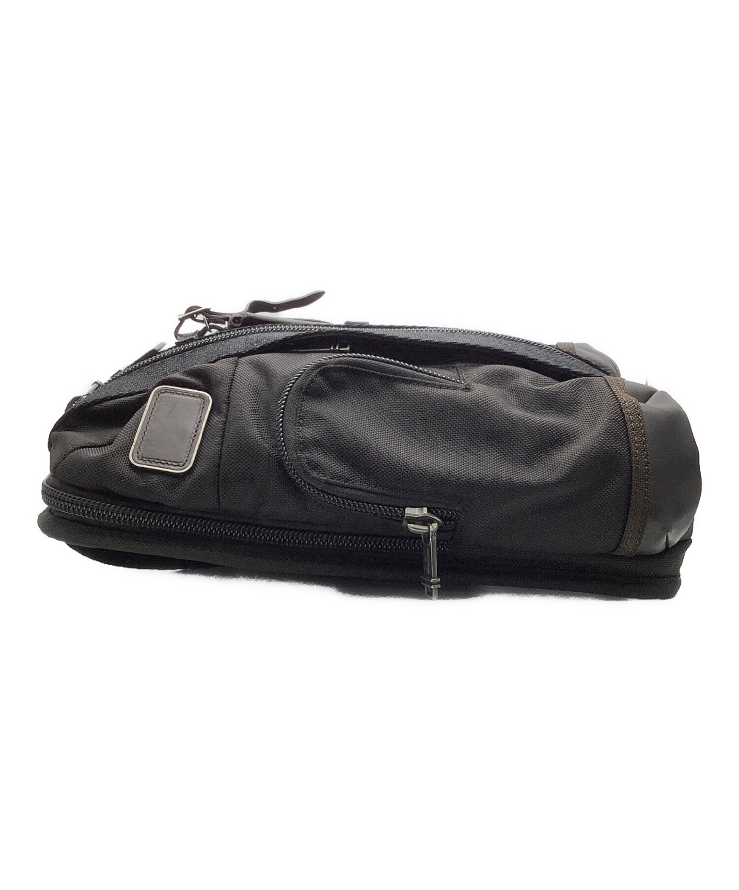 中古・古着通販】TUMI (トゥミ) モントレースリングバッグ ブラック 
