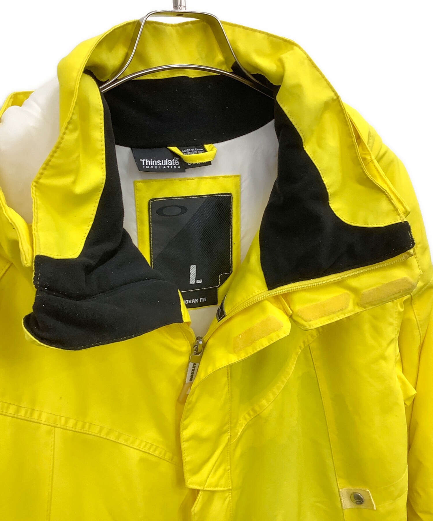 Oakley フード付きダウンジャケット イエロー 中古・古着通販】OAKLEY (オークリー) ANORAK FIT Thinsulate