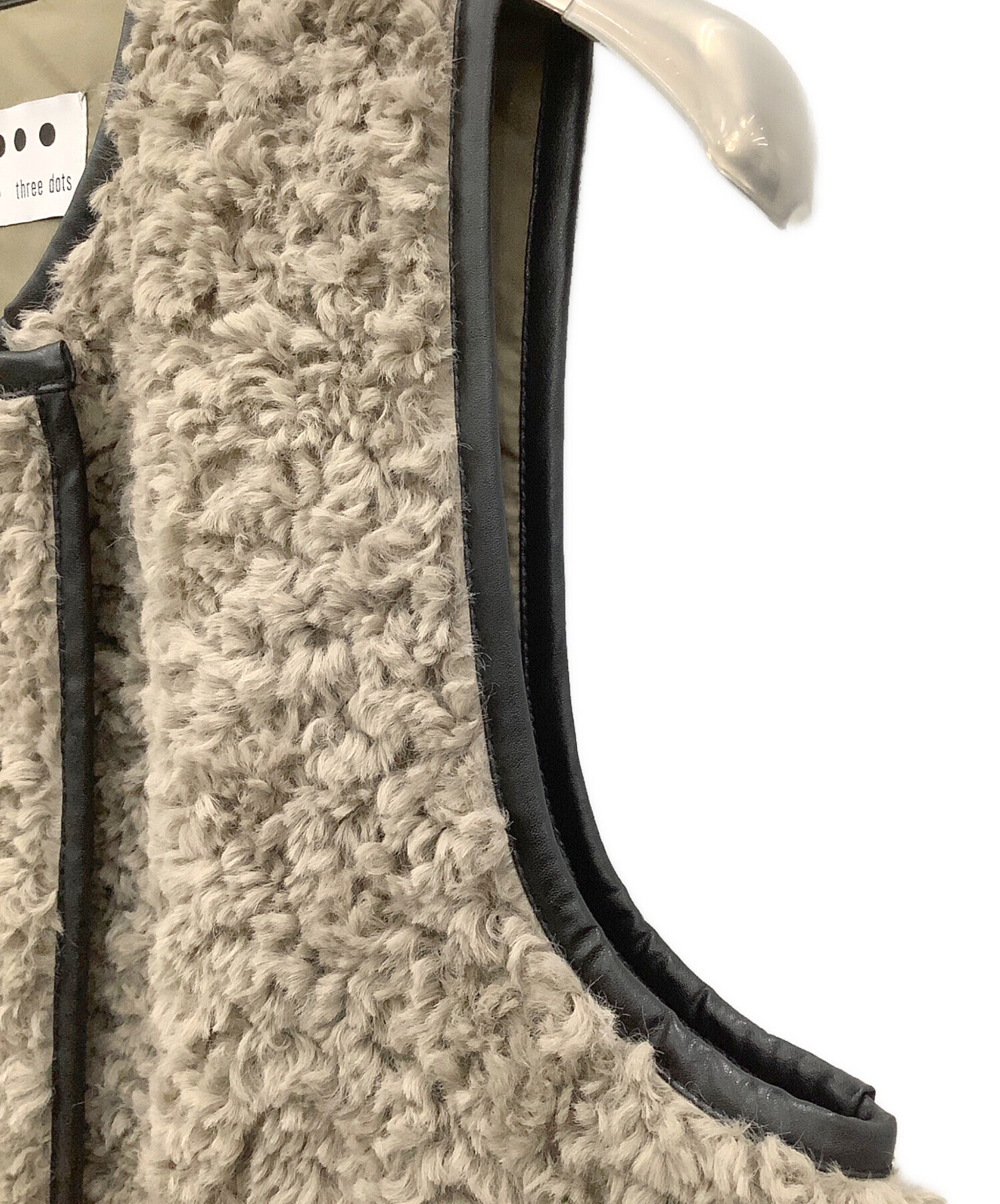 中古・古着通販】THREE DOTS (スリードッツ) プードルボアロングベスト