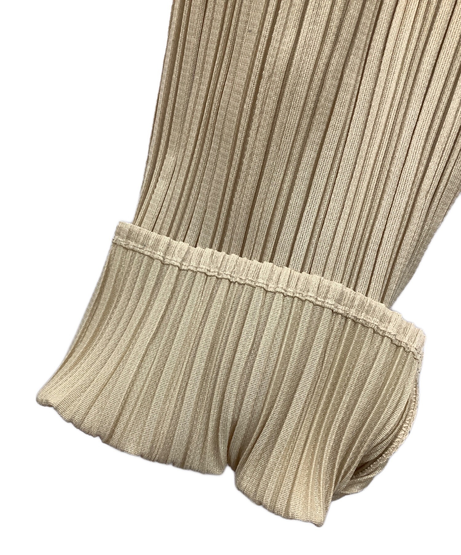 PLEATS PLEASE(プリーツプリーズ) 長袖カットソー サイズ4 XL レディース美品  ベージュ プリーツ 中古・古着通販】PLEATS PLEASE (プリーツプリーズ) 長袖カットソー