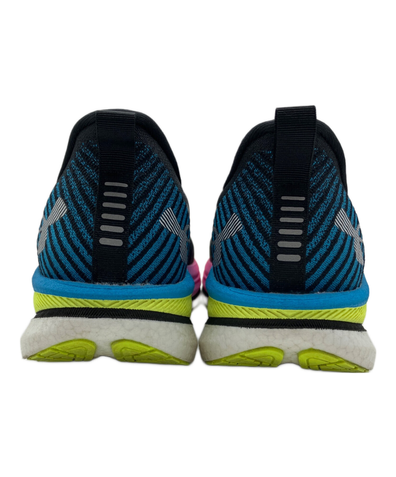 アンダーアマー中古27.5 中古・古着通販】UNDER ARMOUR (アンダーアーマー) ランニングシューズ