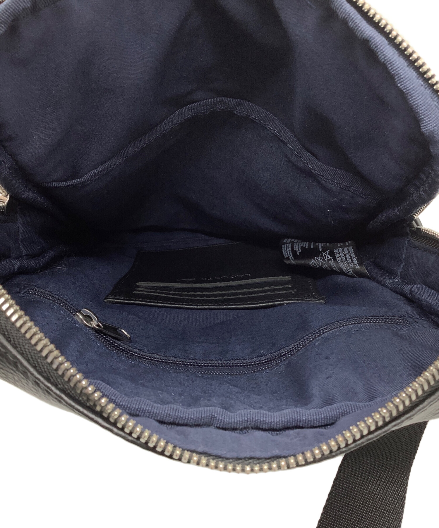 【未使用】ラコステ　ショルダーバッグ　ネイビー 中古・古着通販】LACOSTE (ラコステ) レザーショルダーバッグ ネイビー