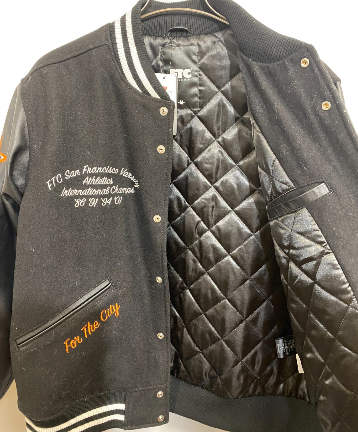 中古・古着通販】FTC (エフティーシー) SF VARSITY JACKET ブラック
