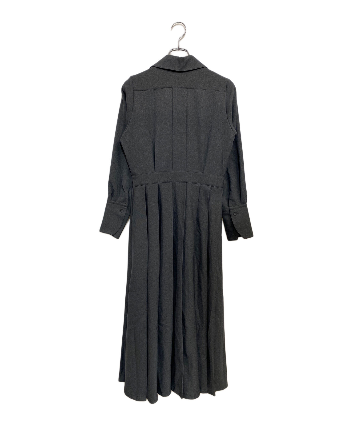 3*9様 foufou primitive tuck uniform プリミティ 中古・古着通販】foufou (フーフー ザドレス) 20AW primitive tuck
