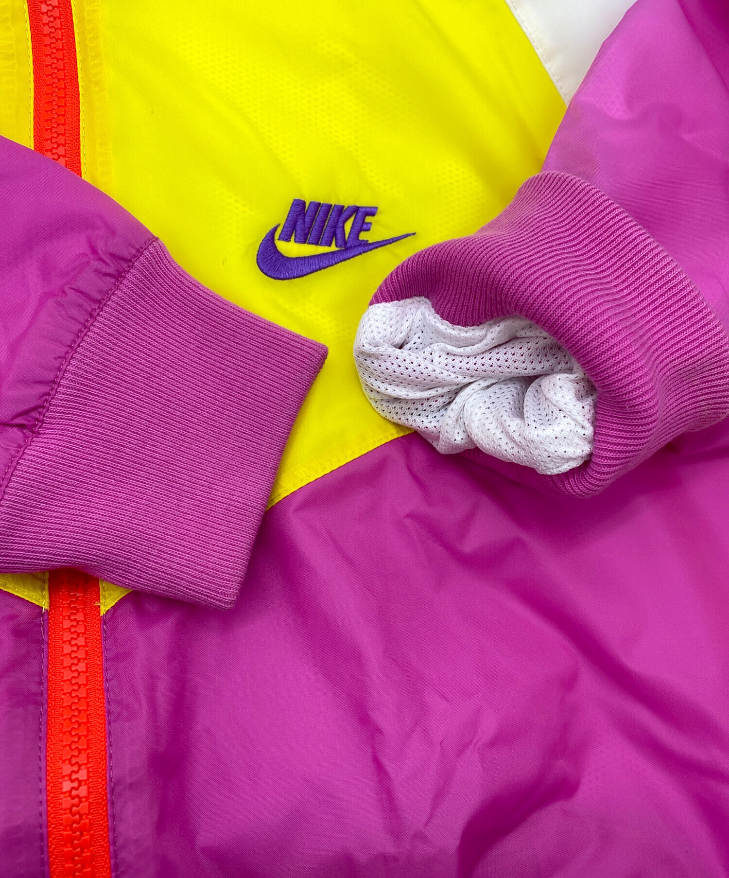 中古・古着通販】NIKE (ナイキ) PACKABLE HOOD WINDBREAKER イエロー
