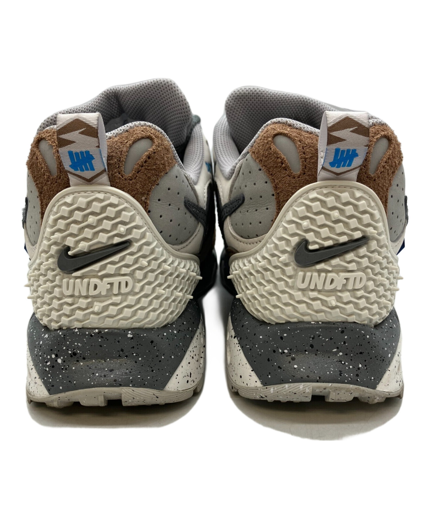 中古・古着通販】NIKE (ナイキ) UNDEFEATED (アンディフィーテッド 