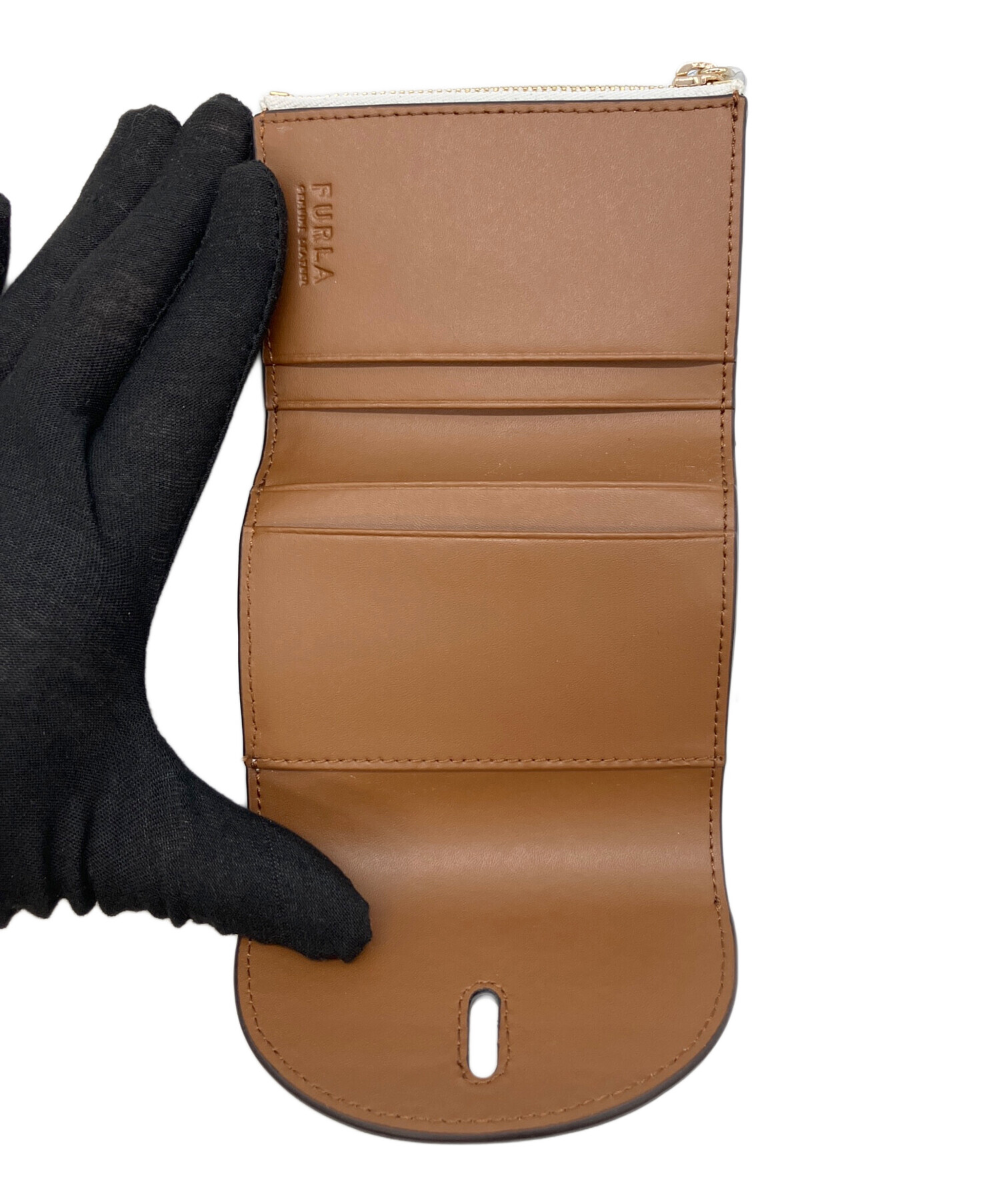 中古・古着通販】FURLA (フルラ) 3つ折り財布 ホワイト×ブラック 未