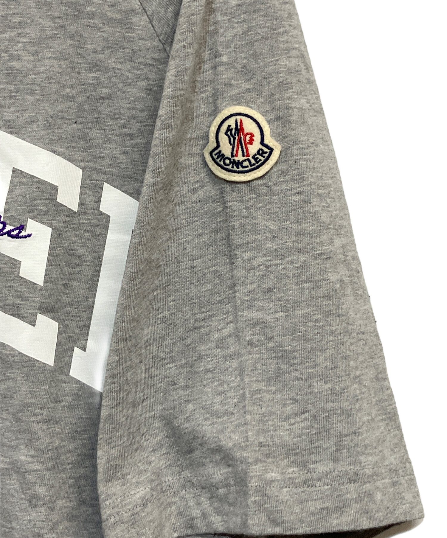 中古・古着通販】MONCLER (モンクレール) Tシャツ グレー サイズ:SIZE