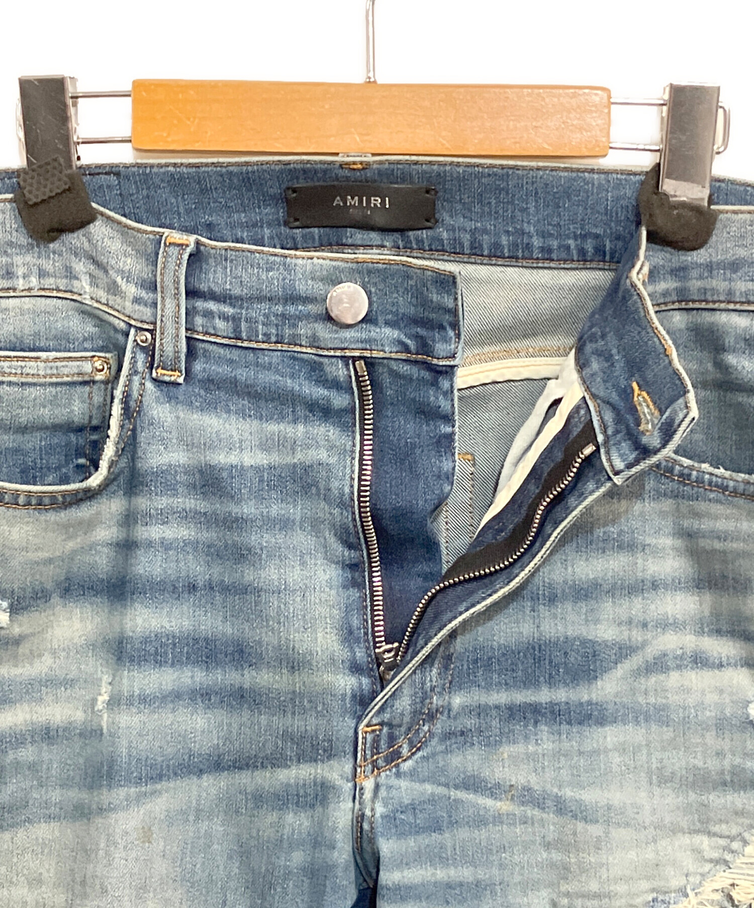 中古・古着通販】AMIRI (アミリ) ダメージデニムパンツ インディゴ 中古・古着通販】AMIRI (アミリ) ダメージデニムパンツ インディゴ